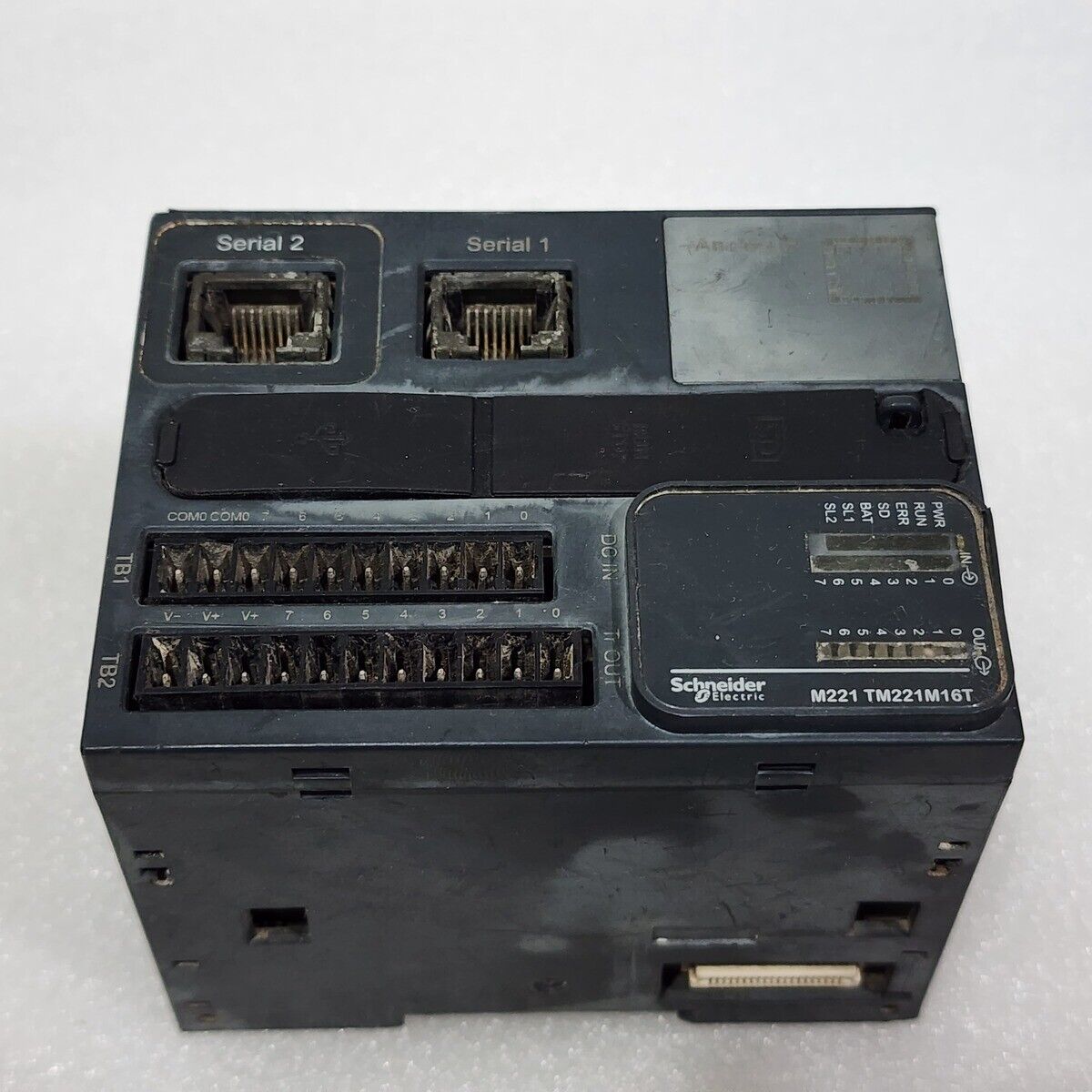 M221 LOGIC CONTROLLER TM221M16T