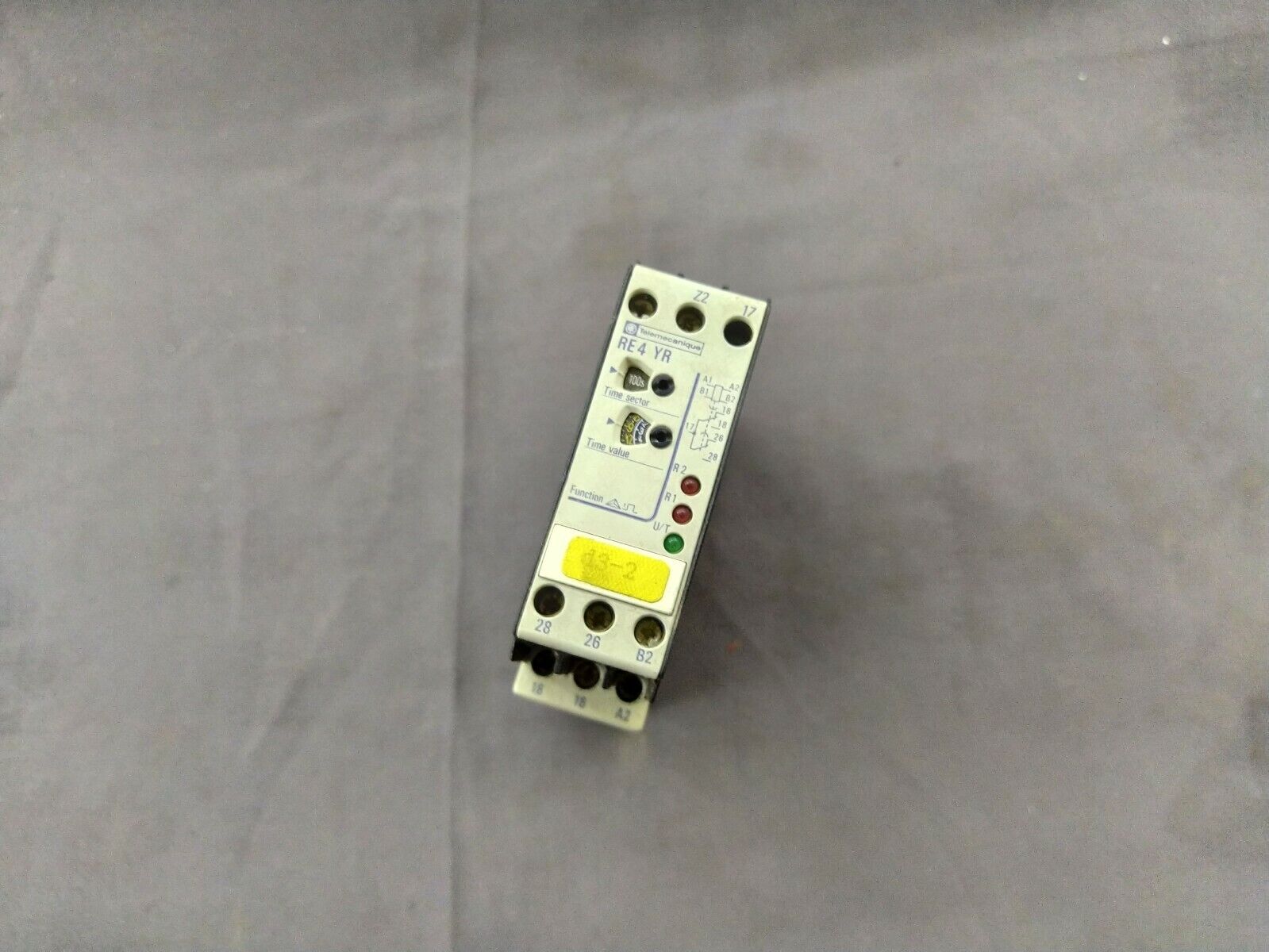 Telemecanique RE4 YR Timer Relay RE4 YR12BU 0.05s-300h 110-240V
