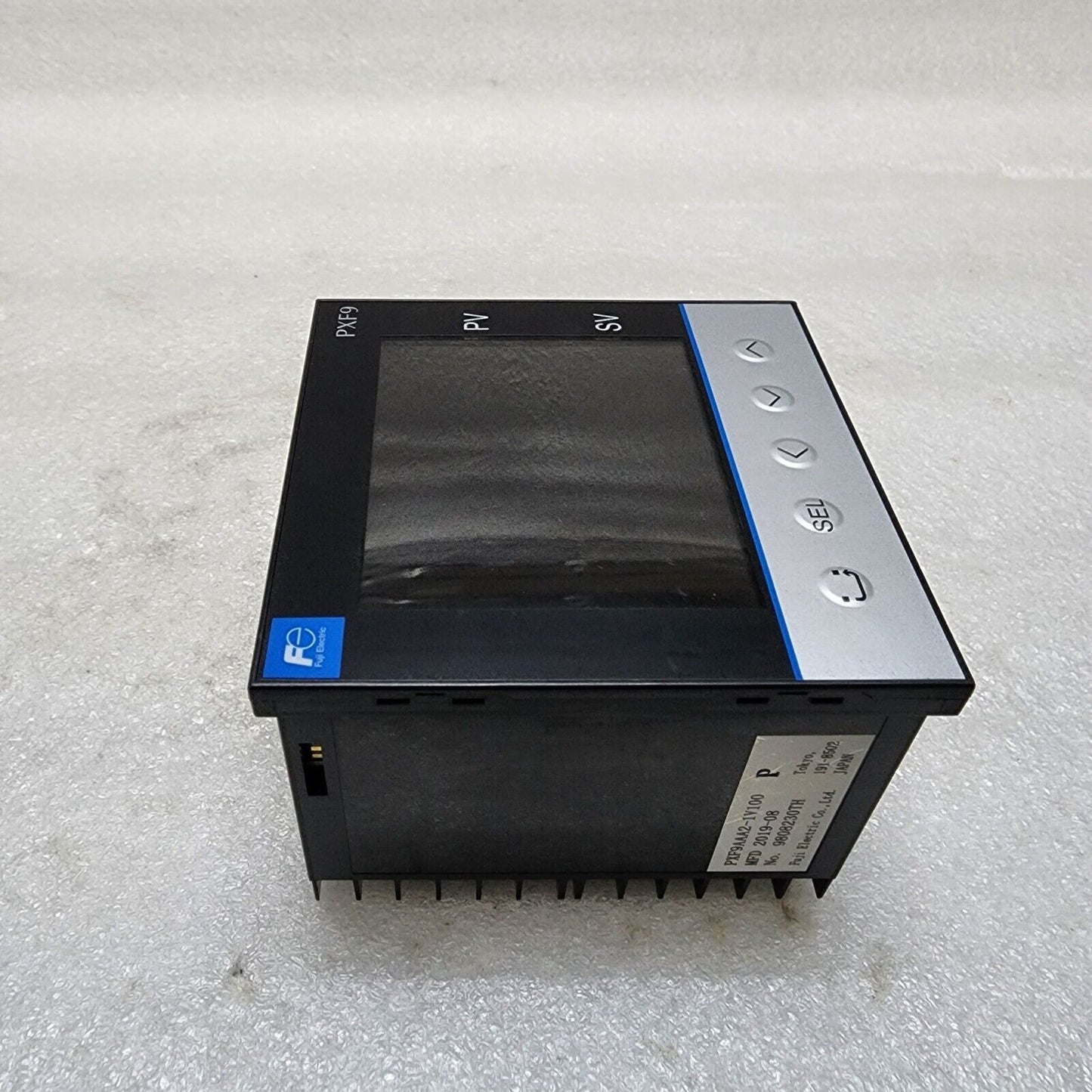 FUJI ELECTRIC PXF9AAA2-1V100-P TEMPERATURE CONTROLLER 100-240VAC
