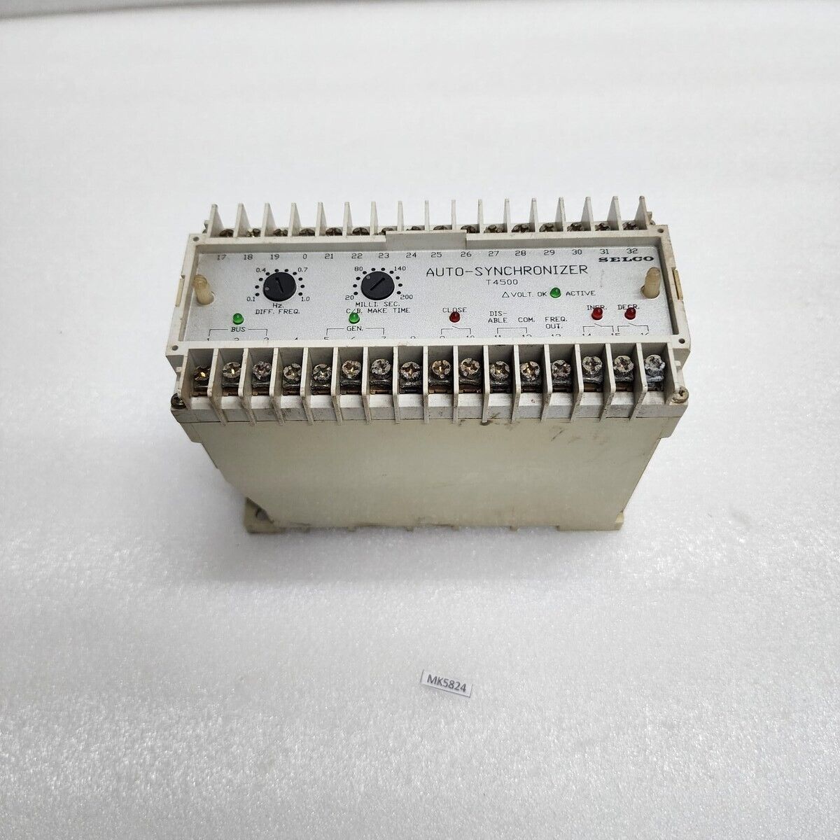 SELCO T4500-00 AUTO-SYNCHRONIZER 380-440V