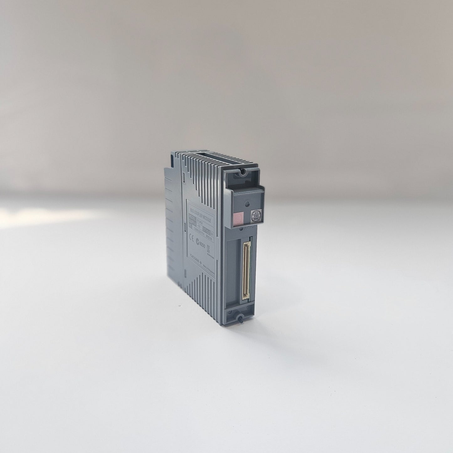 YOKOGAWA EC402-10 S1 BUS COUPLER MODULE