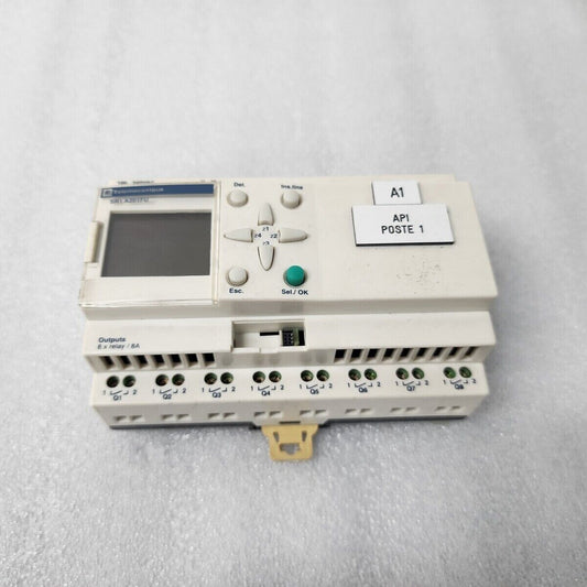 SR1 A201FU ZELIO LOGIC RELAY MODULE 100-240VAC