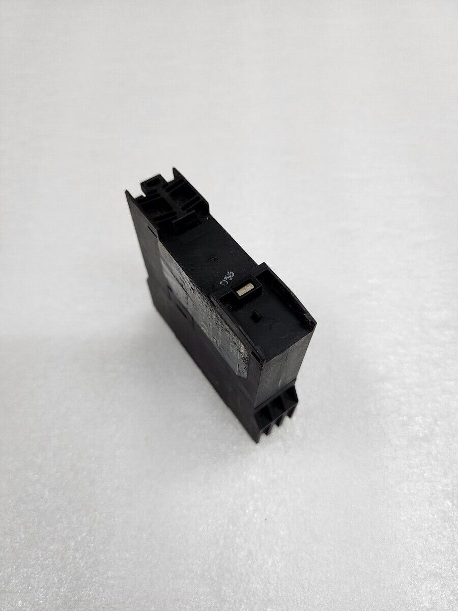 SIEMENS 3UN2110-0AN7 THERMISTOR MOTOR PROTECTION 220-240V