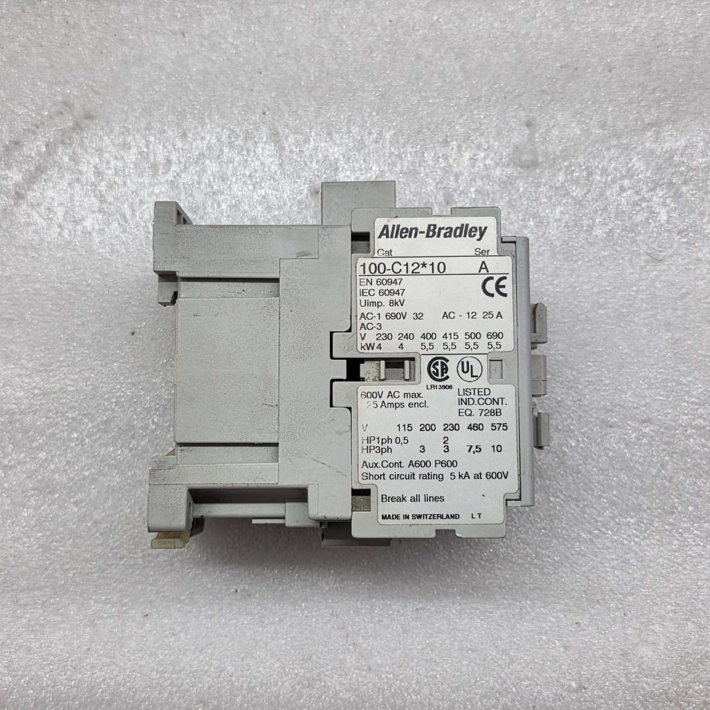 ALLEN BRADLEY CAT 100-C12-10  MAGNETIC CONTACTOR 32A 24V AC