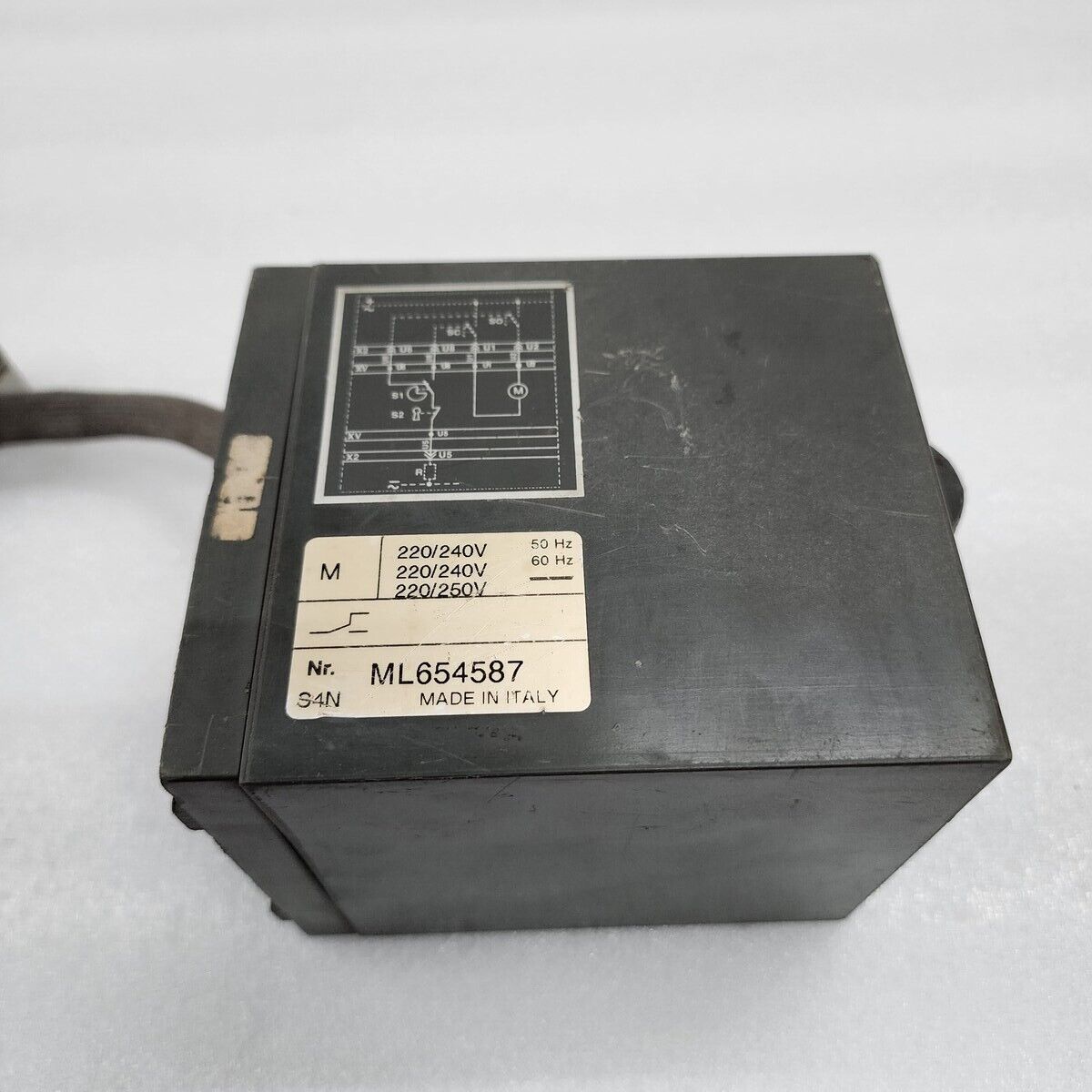 ABB SACE S4 M5-2 MOTOR OPERATOR 250A 220-250VDC/220-240VAC 1SDA013876R1