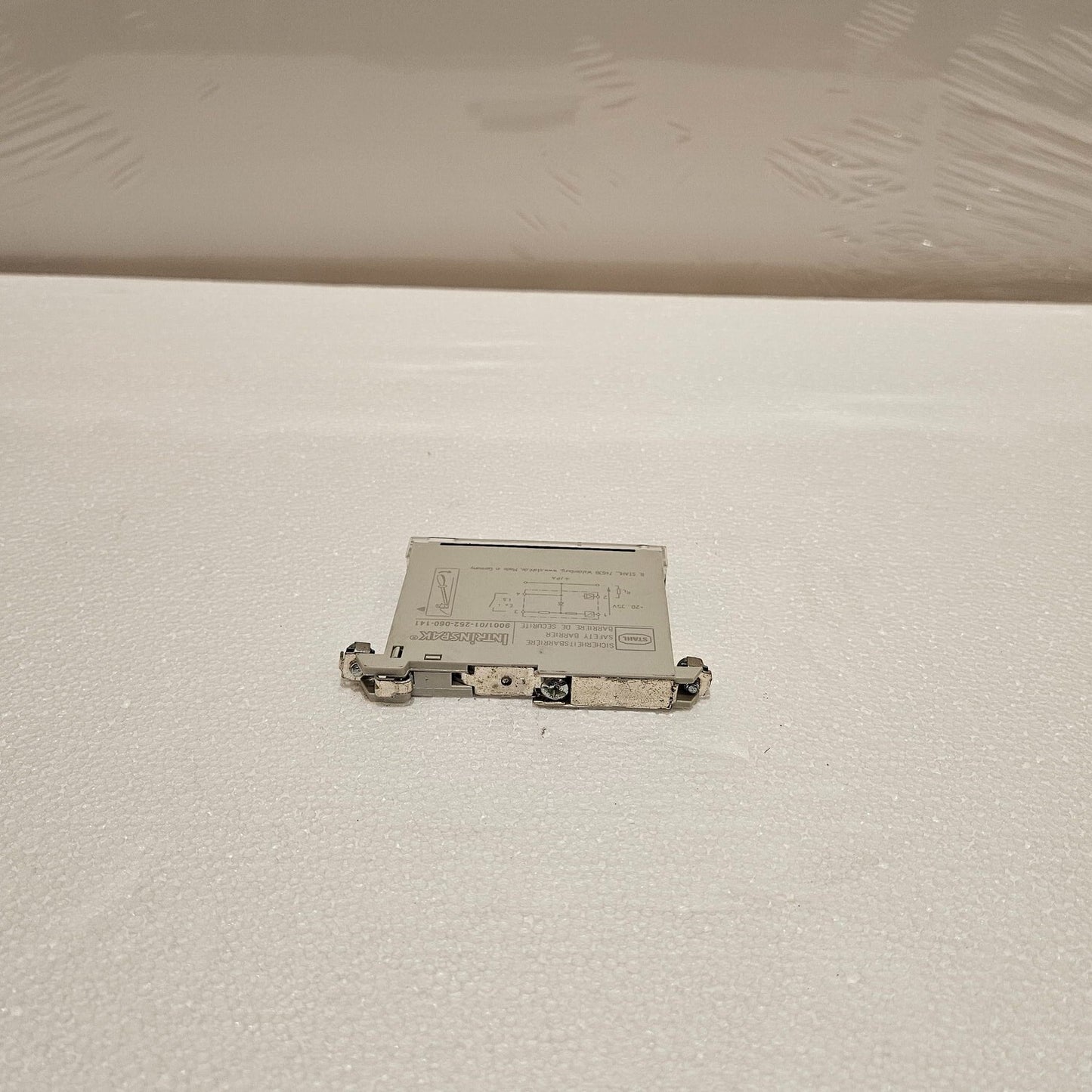 STAHL 9001/01-252-060-141 SAFETY BARRIER