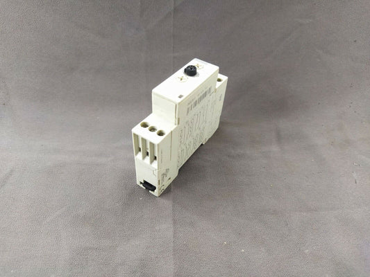 Crouzet MER1 88-826-195 Timer Delay Relay 88826195 0.01s - 10h 24V DC/24-240V AC