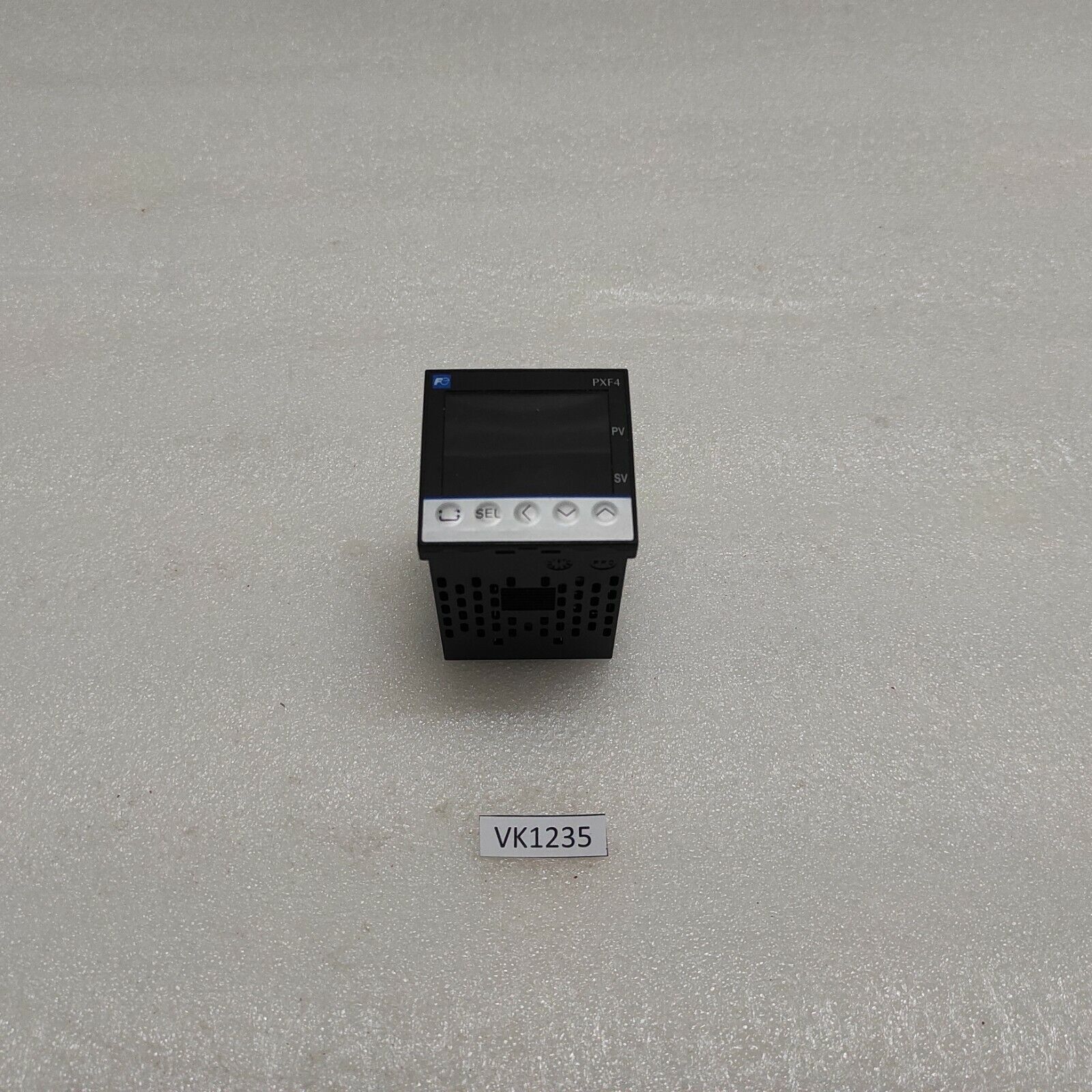 FUJI ELECTRIC PXF4 TEMPERATURE CONTROLLER PXF4ACY2-FV100 100-240V 48X48 MM