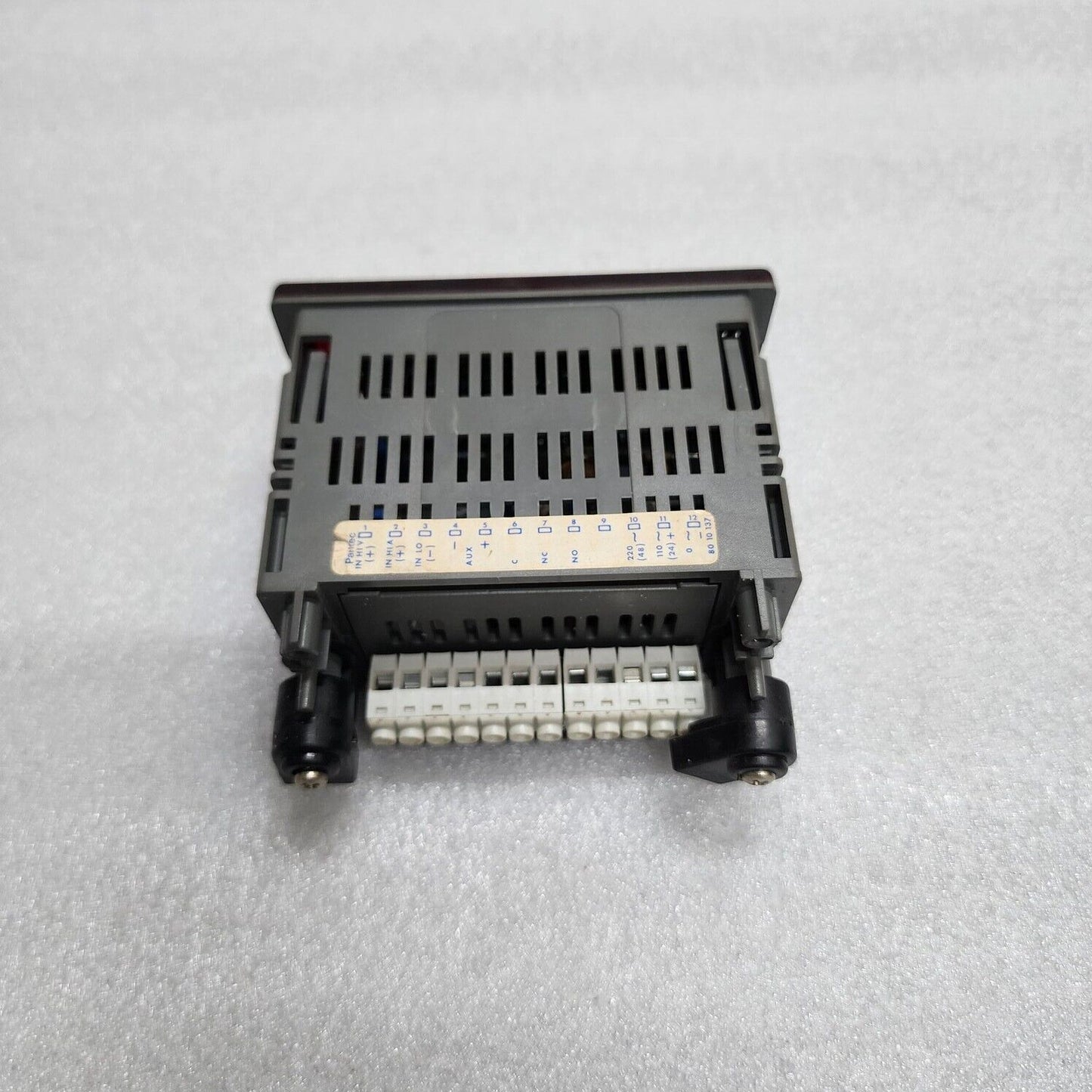 CARLO GAVAZZI DPI 35 PTC V3D30XX02 8-32V