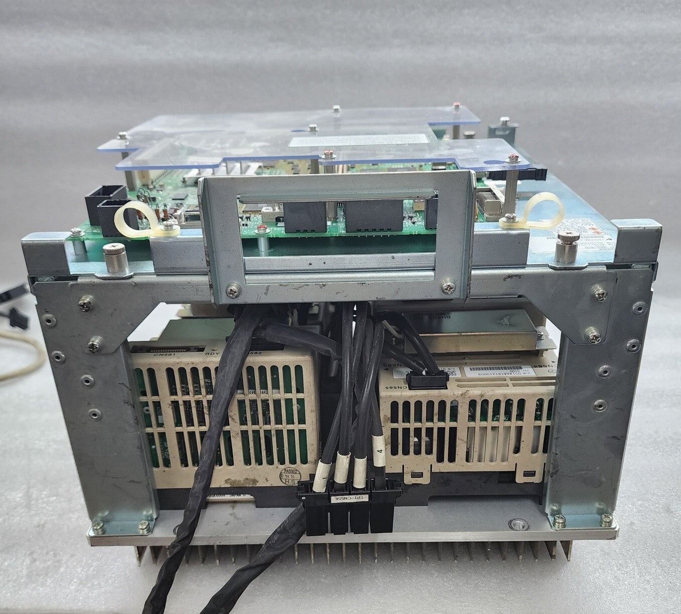 YASKAWA SRDA-MH50 SERVOPACK JZRCR-YSV04-11 MOTOMAN ROBOT DRIVE R15417-257-10