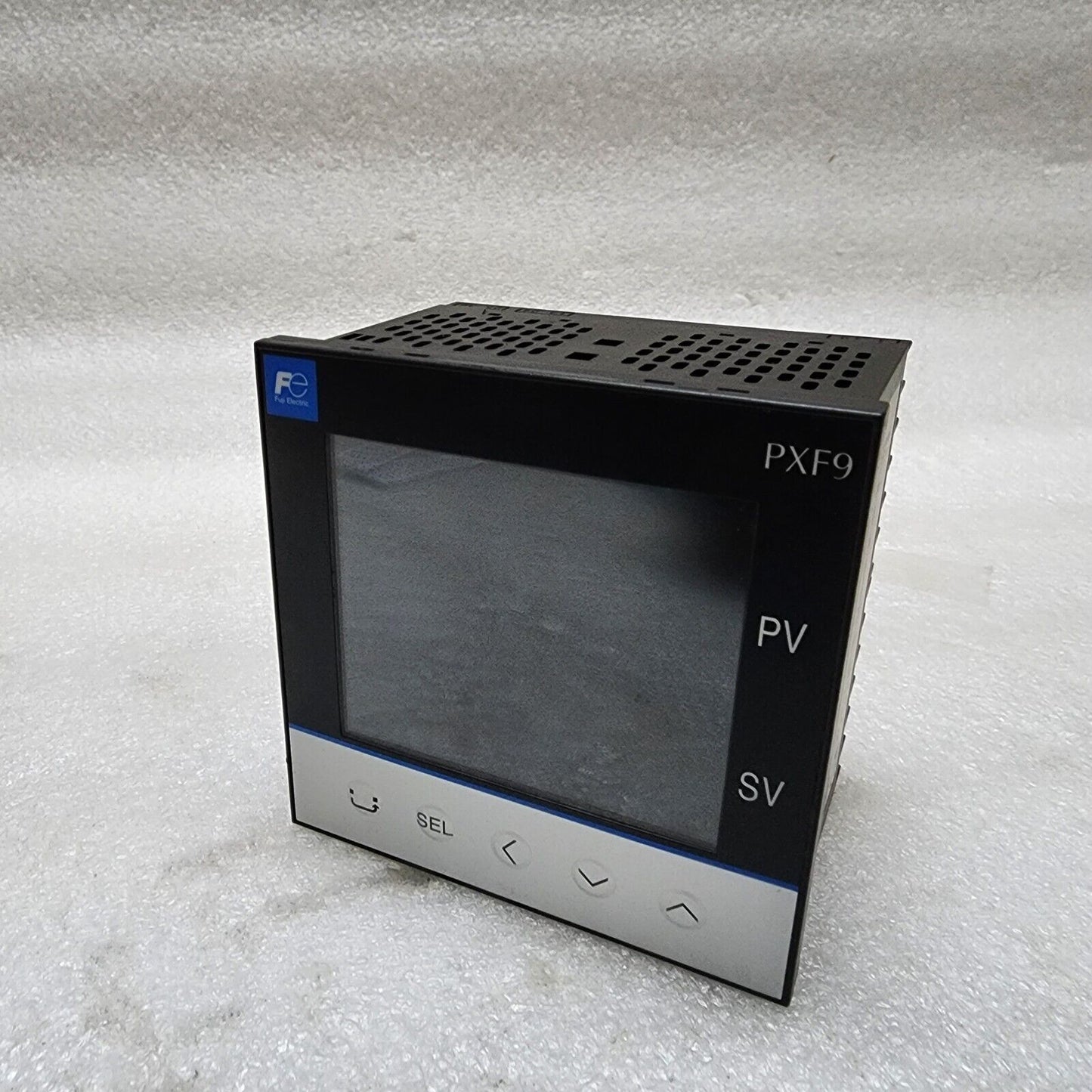 FUJI ELECTRIC PXF9ACY2-FVM00-P TEMPERATURE CONTROLLER 100-240VAC