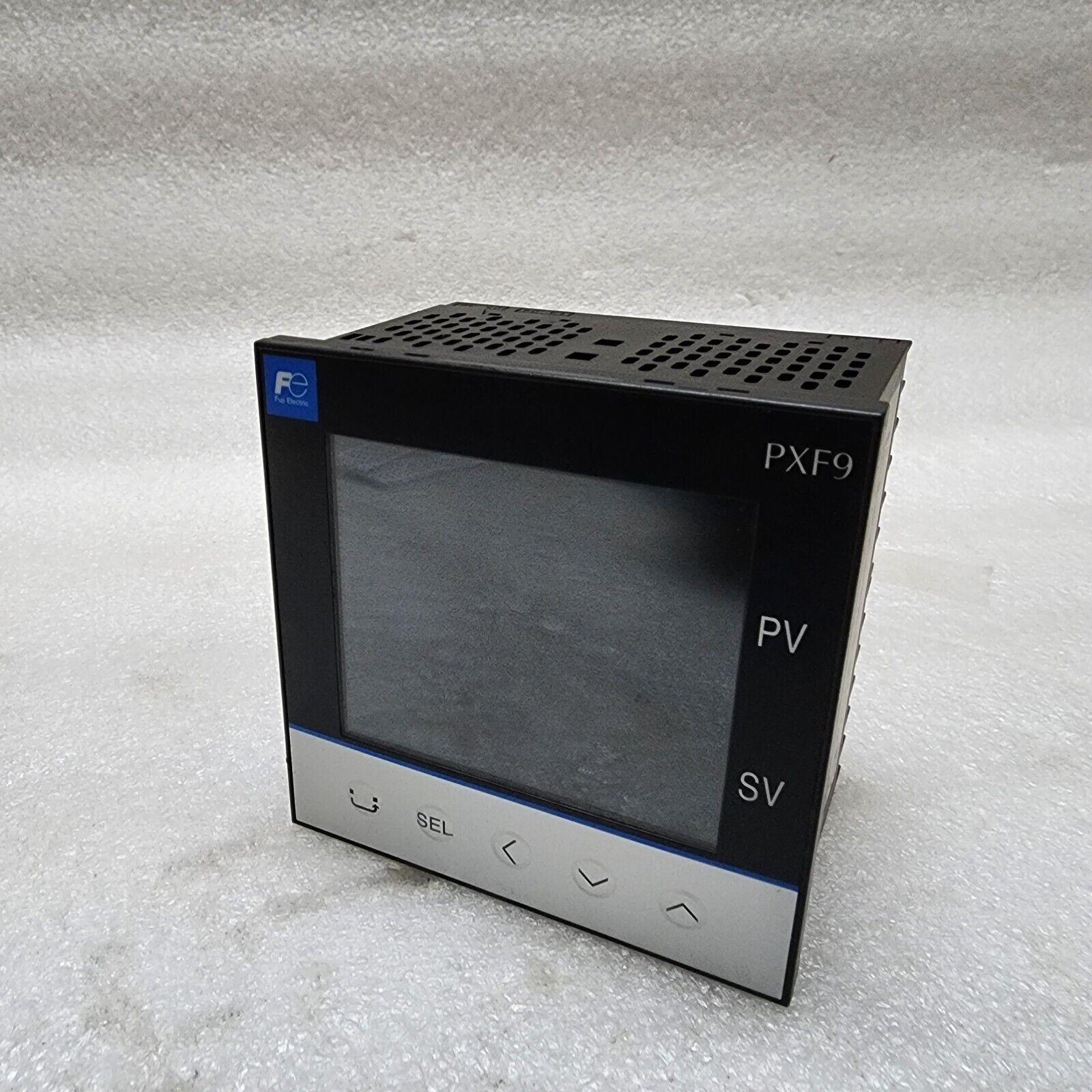 FUJI ELECTRIC PXF9ACY2-FVM00-P TEMPERATURE CONTROLLER 100-240VAC