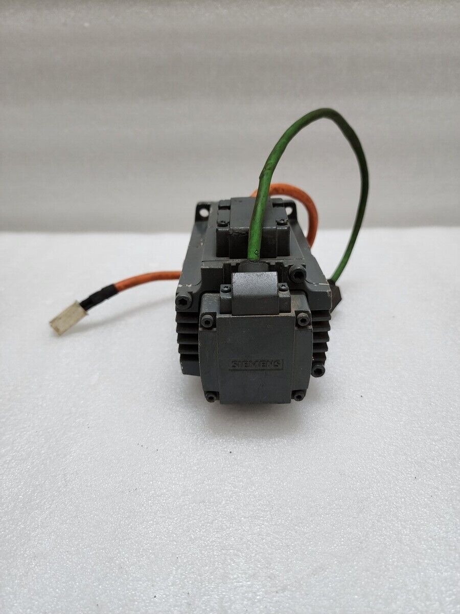 SIEMENS 1FL6044-2AF21-1AA1 SYNCHRONOUS AC SERVO MOTOR 1KW 230V SIMOTICS S-1FL6