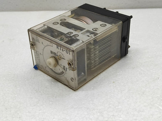 REFA RTS-61 TIME RELAY 5A 220V