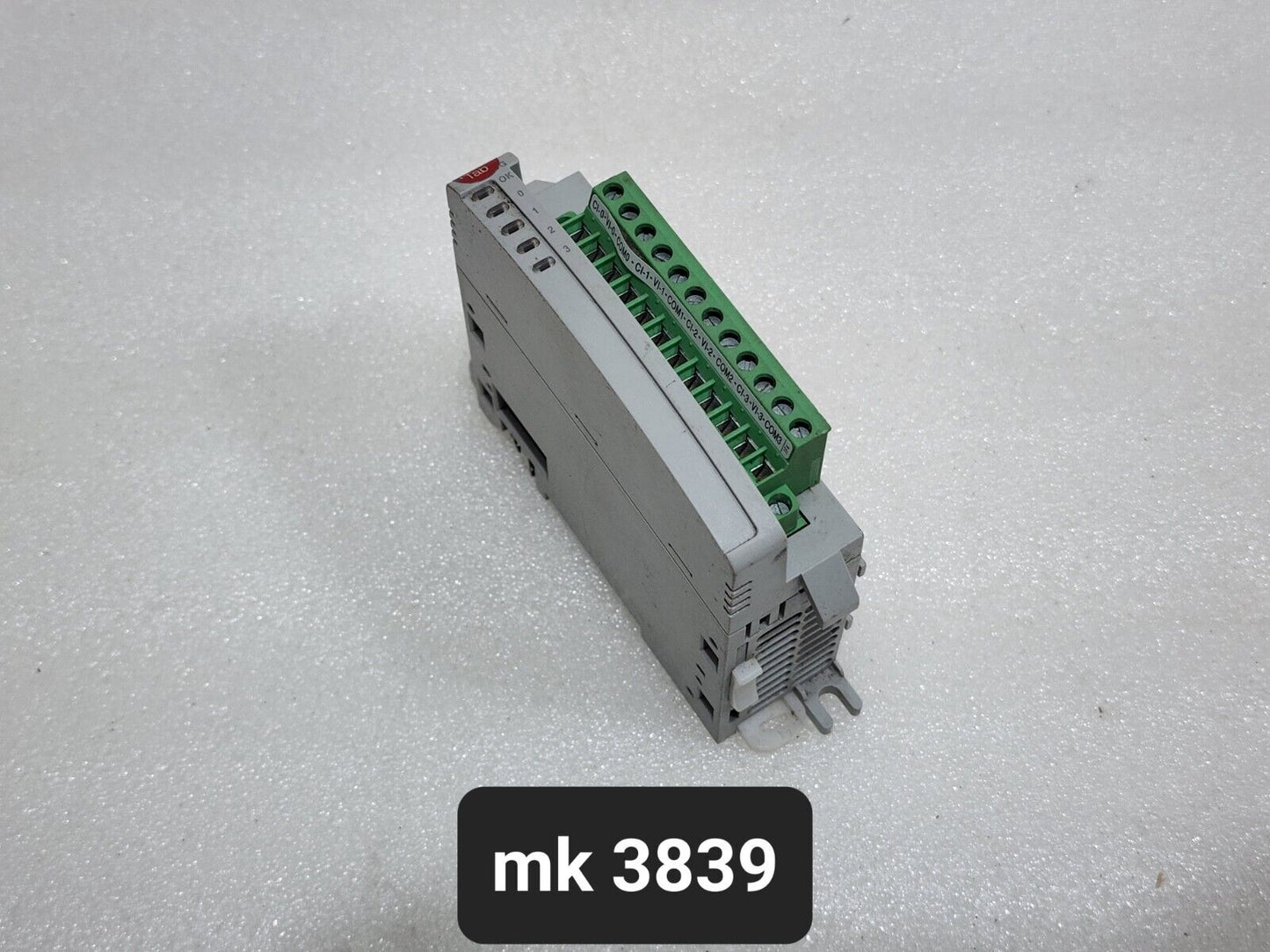 ALLEN BRADLEY CAT 2085-IF4 MICRO 800 ANALOG INPUT MODULE 