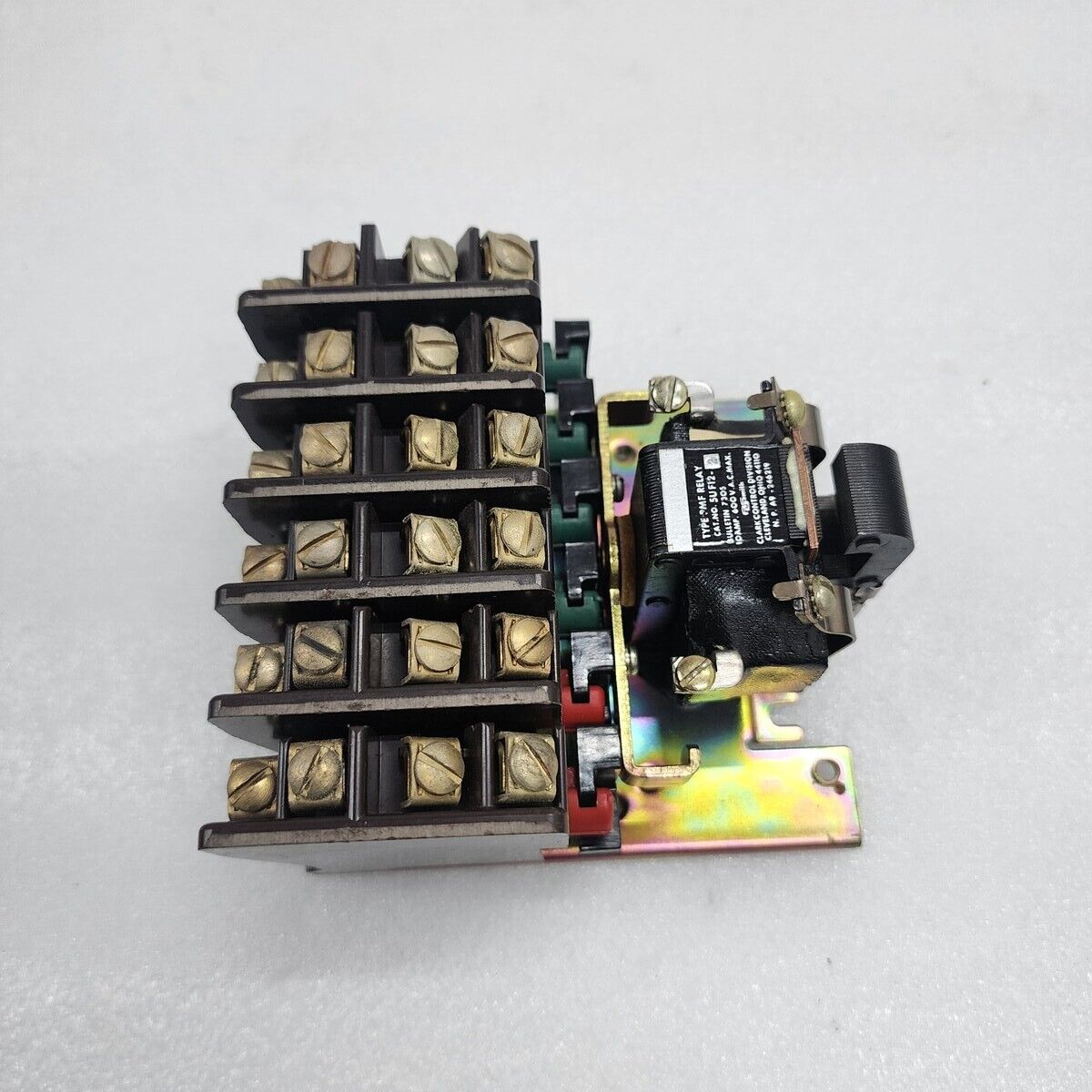 CLARK CONTROL DIVISION 5UF12-2-76 PMF A.C. RELAY BULLETIN 7305 10A 600VAC 5UF12-