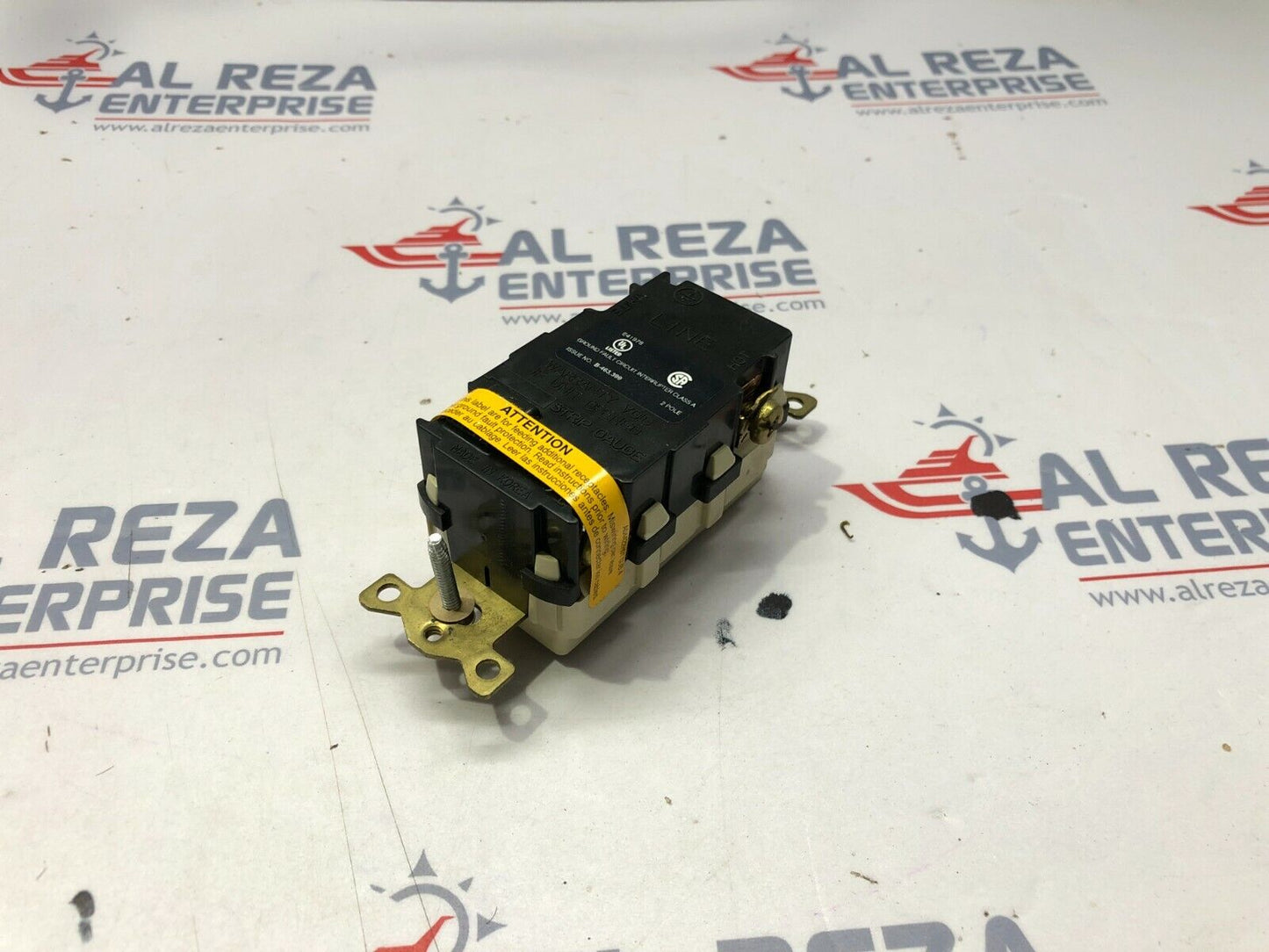 HUBBELL GFR8200SGI GFCI TEMPER RESISTANT IVORY 15A/125V