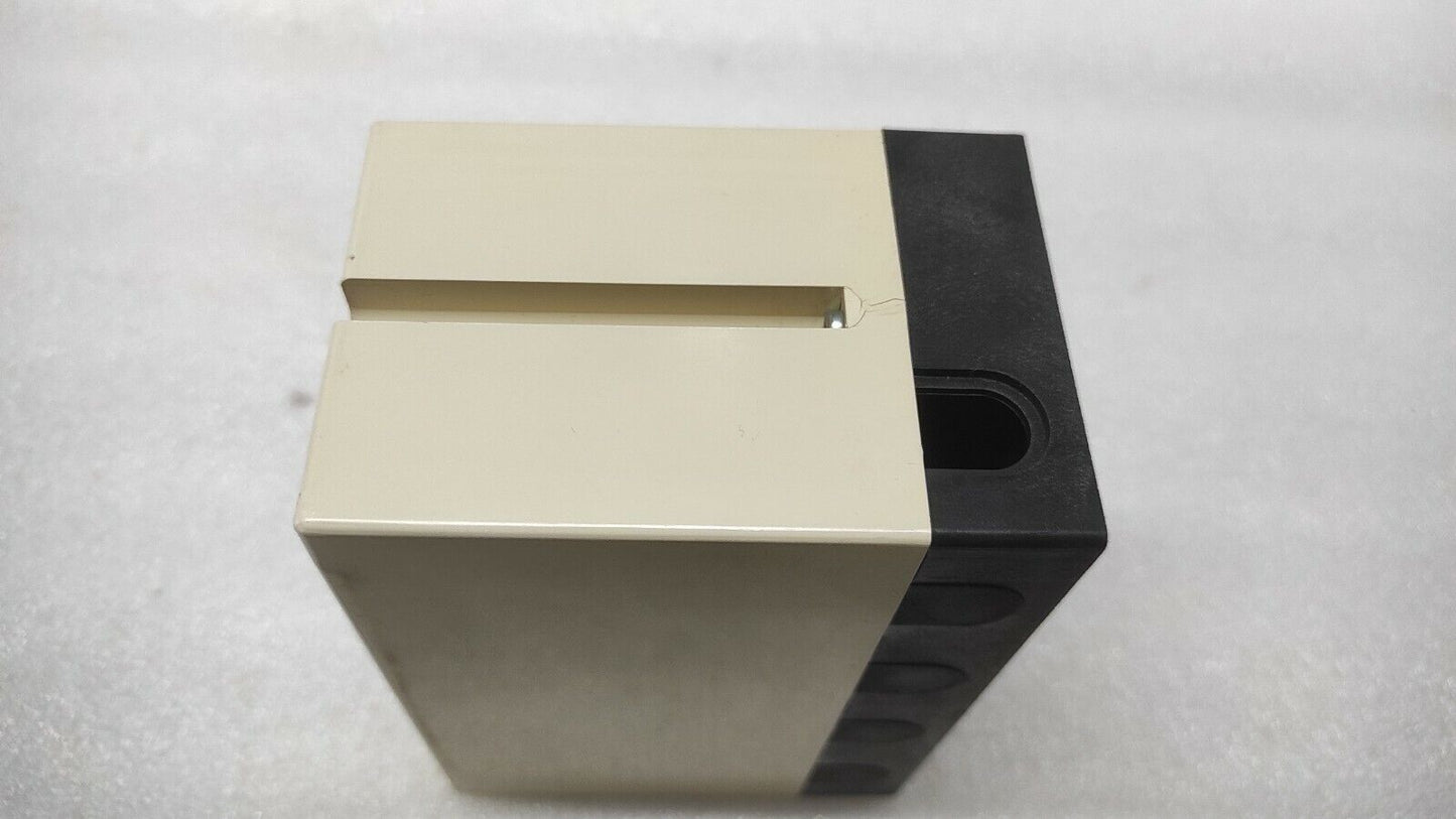 ELEKTRO APPARATEBAU OLTEN AG AS 2000-1 ALARM RELAY 220V