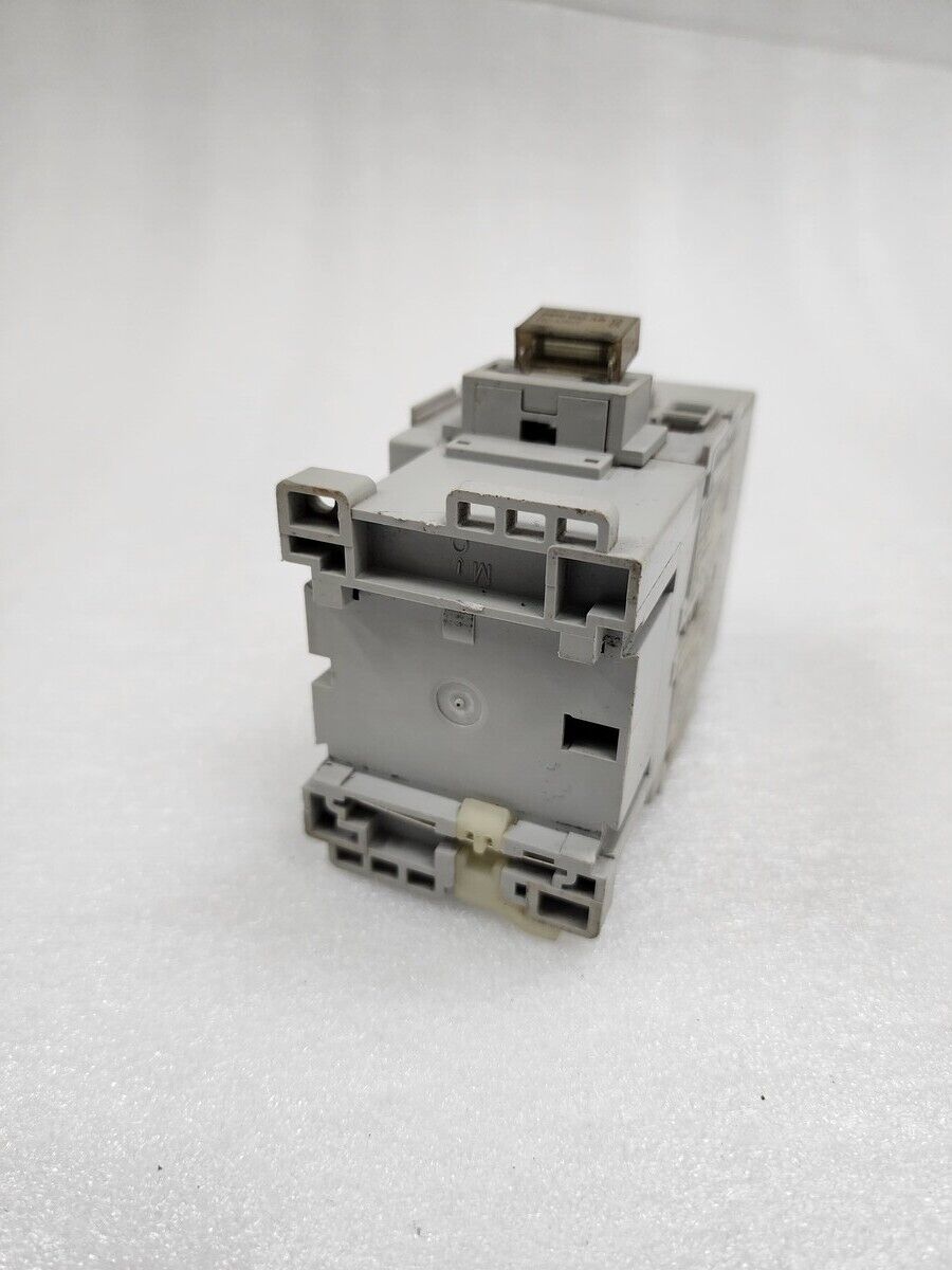 ALLEN BRADLEY CAT 100-C43-00 SER A MAGNETIC CONTACTOR COIL VOLTAGE 24VAC