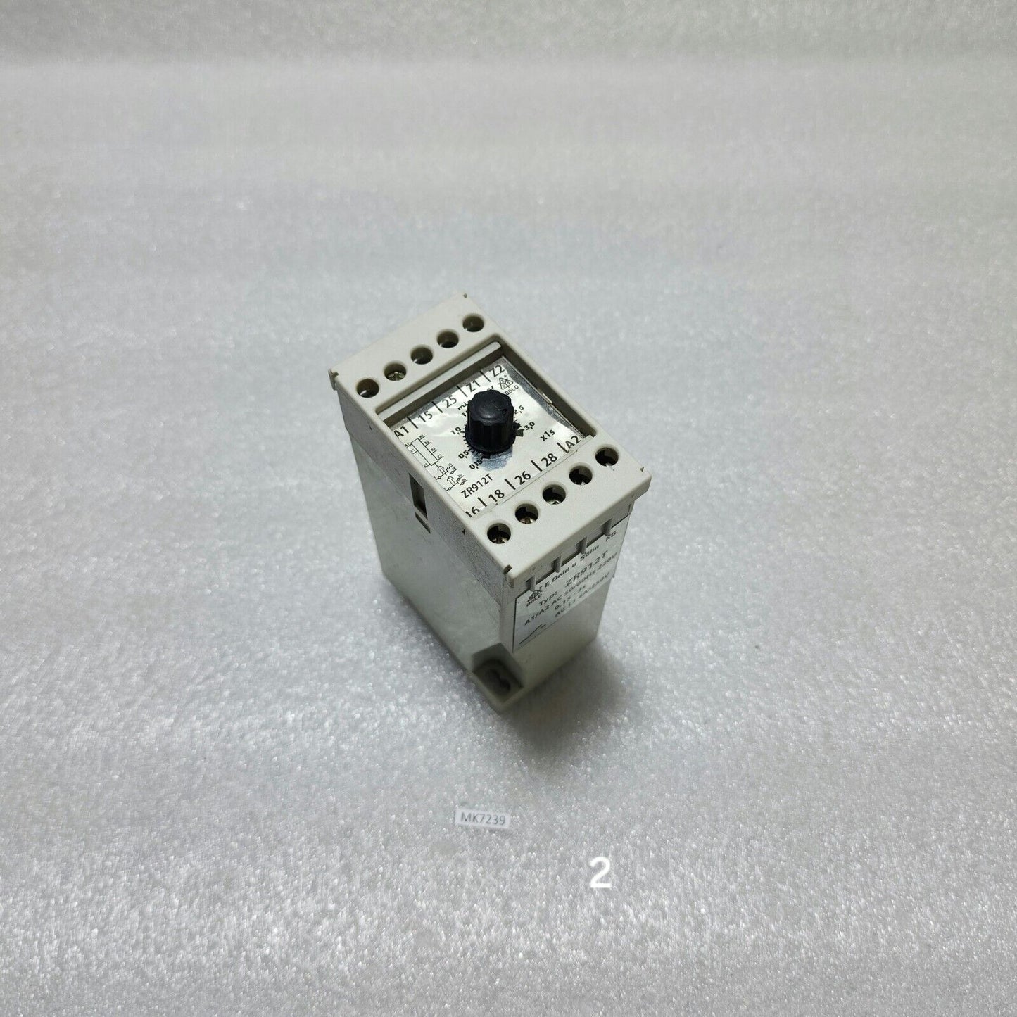 DOLD ZR912T TIME RELAY 220V