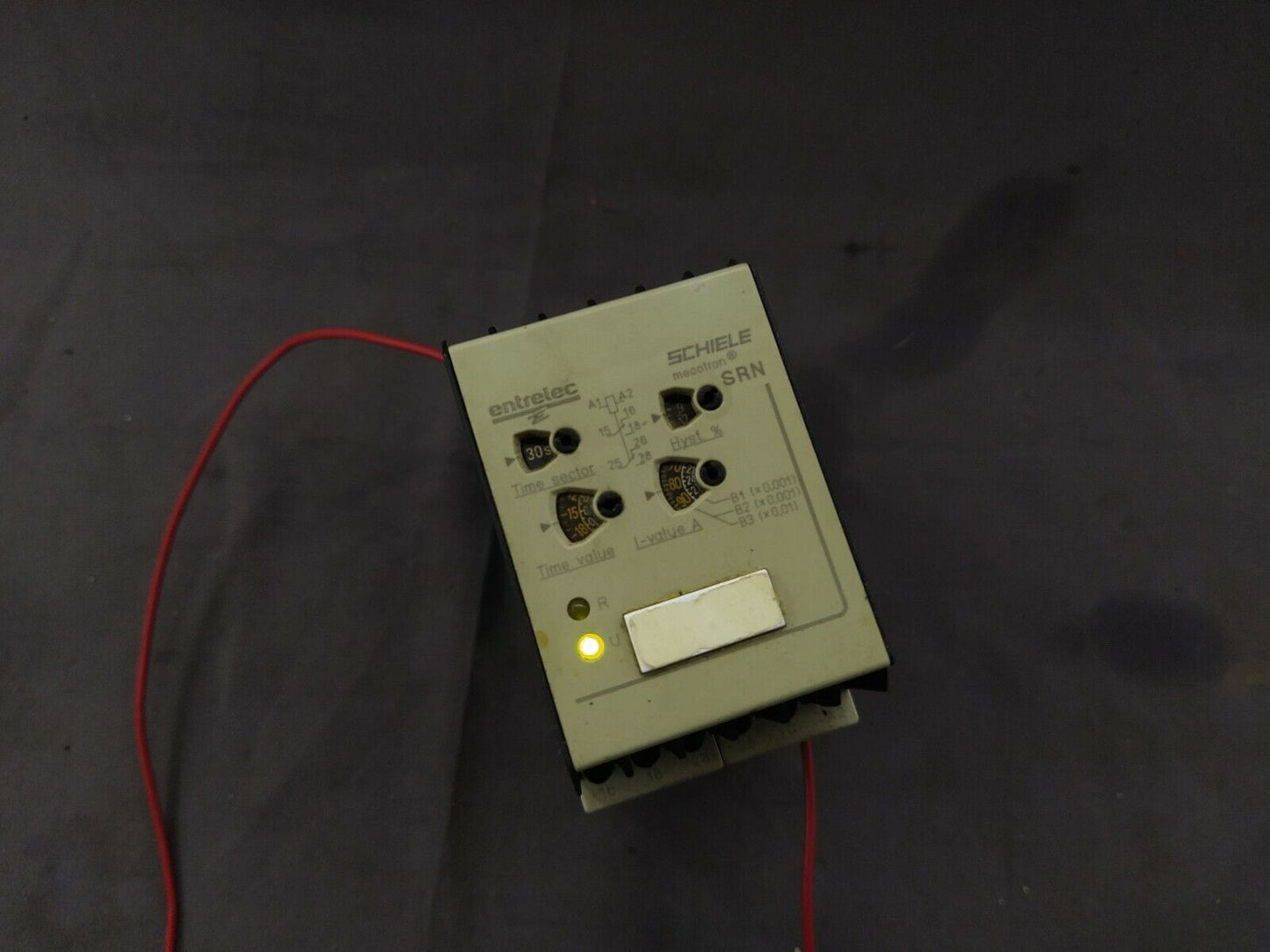 Schiele SRN Mecotron 2-450-121-00 Current Monitoring Relay 220-240V 0.05-1s / 1.