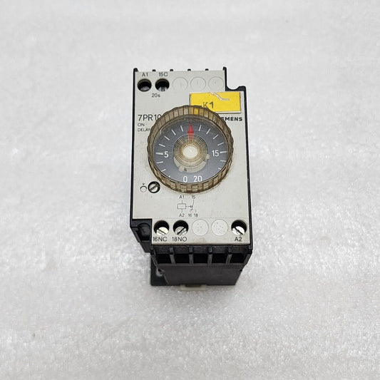 SIEMENS 7PR1040-7AM10 TIME RELAY 220-230V