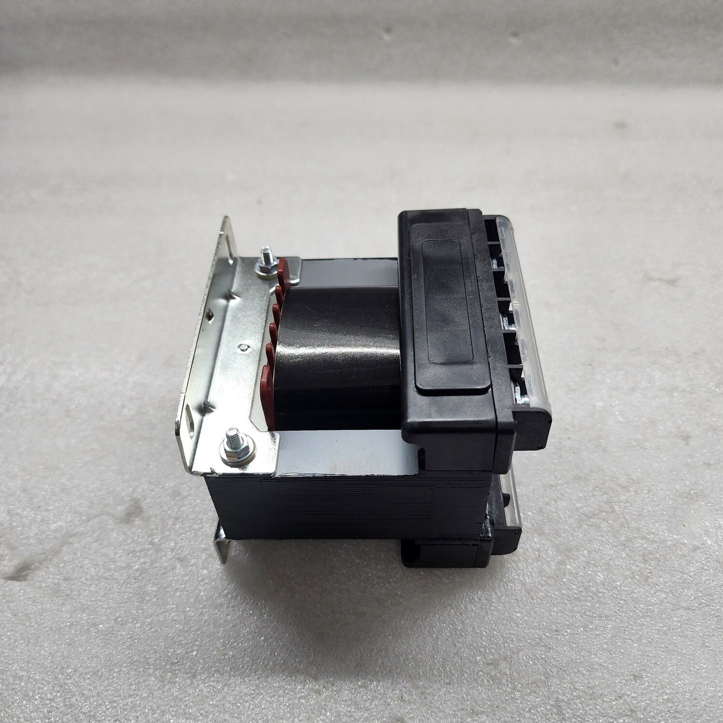 ZHEJIANG CHUANBIAN ELECTRIC BK-100 SINGLE PHASE TRANSFORMER 100VA 220V TO 110V