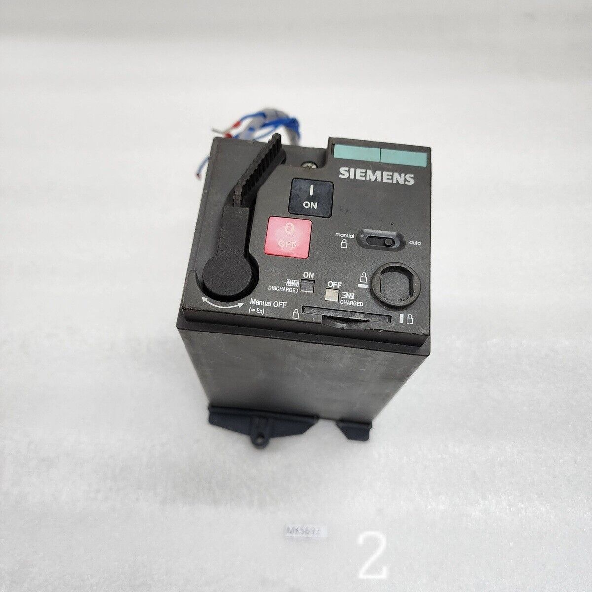 SIEMENS 3VL9300-3MQ00 MOTOR OPERATOR 220-250V AC/DC