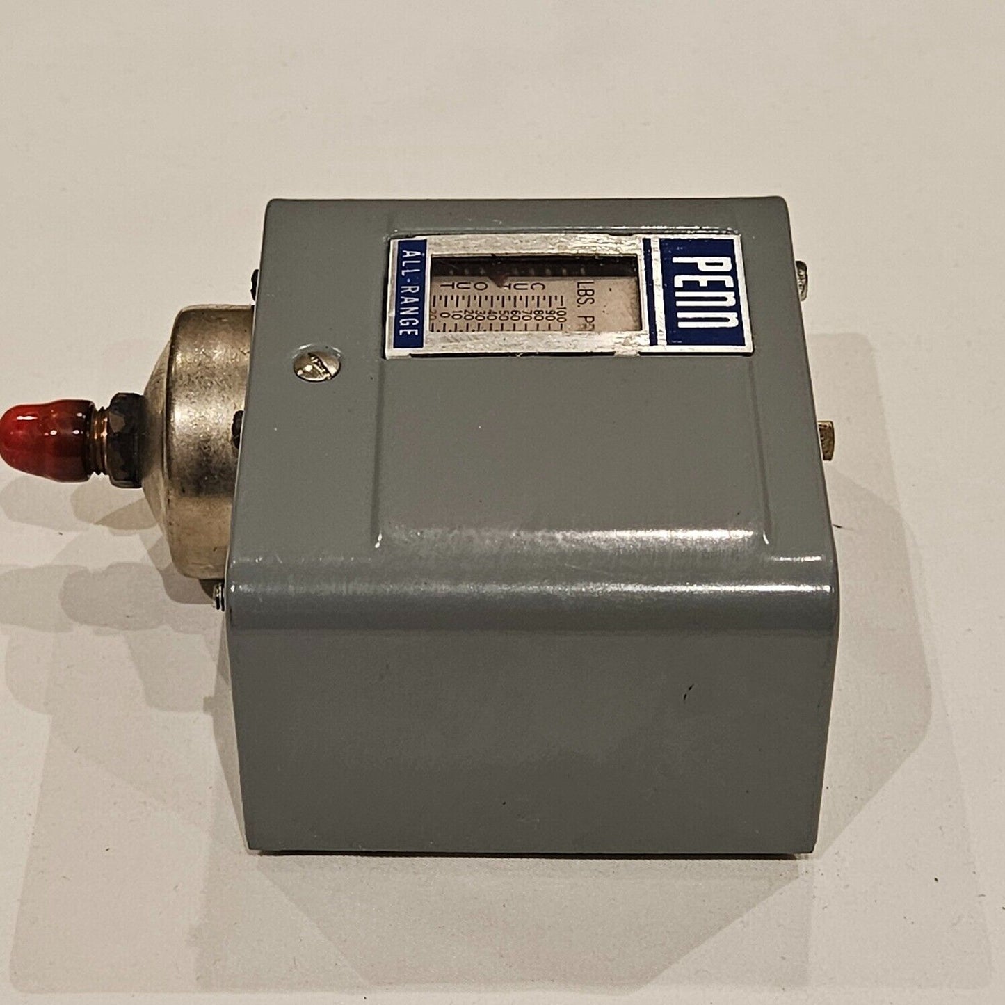 PENN P70AA-7 REFRIGERATION PRESSURE CONTROLLER