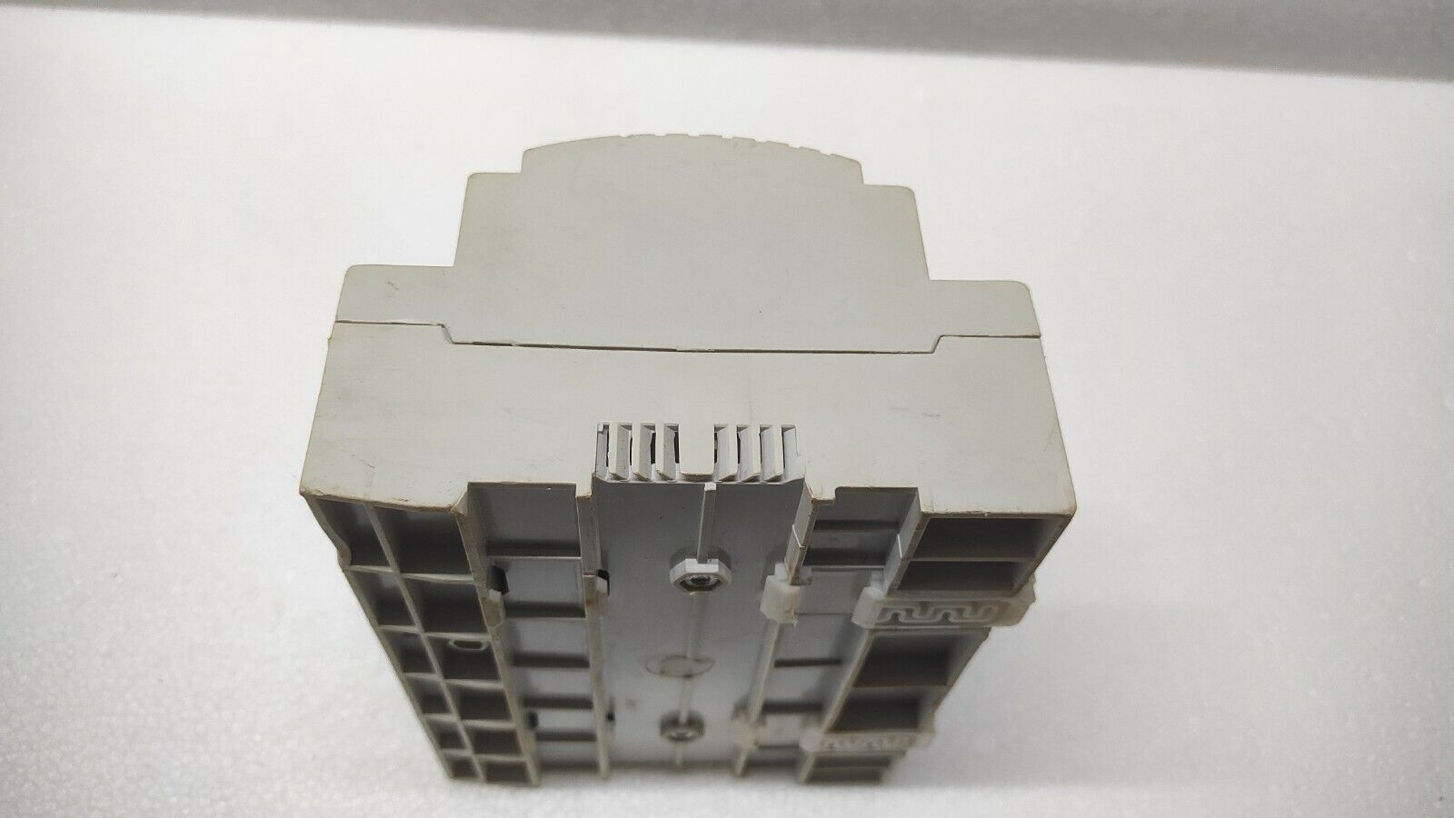 HAVELLS TPN ACCL ELECTRIC TRANSFER SWITCH 240/415V