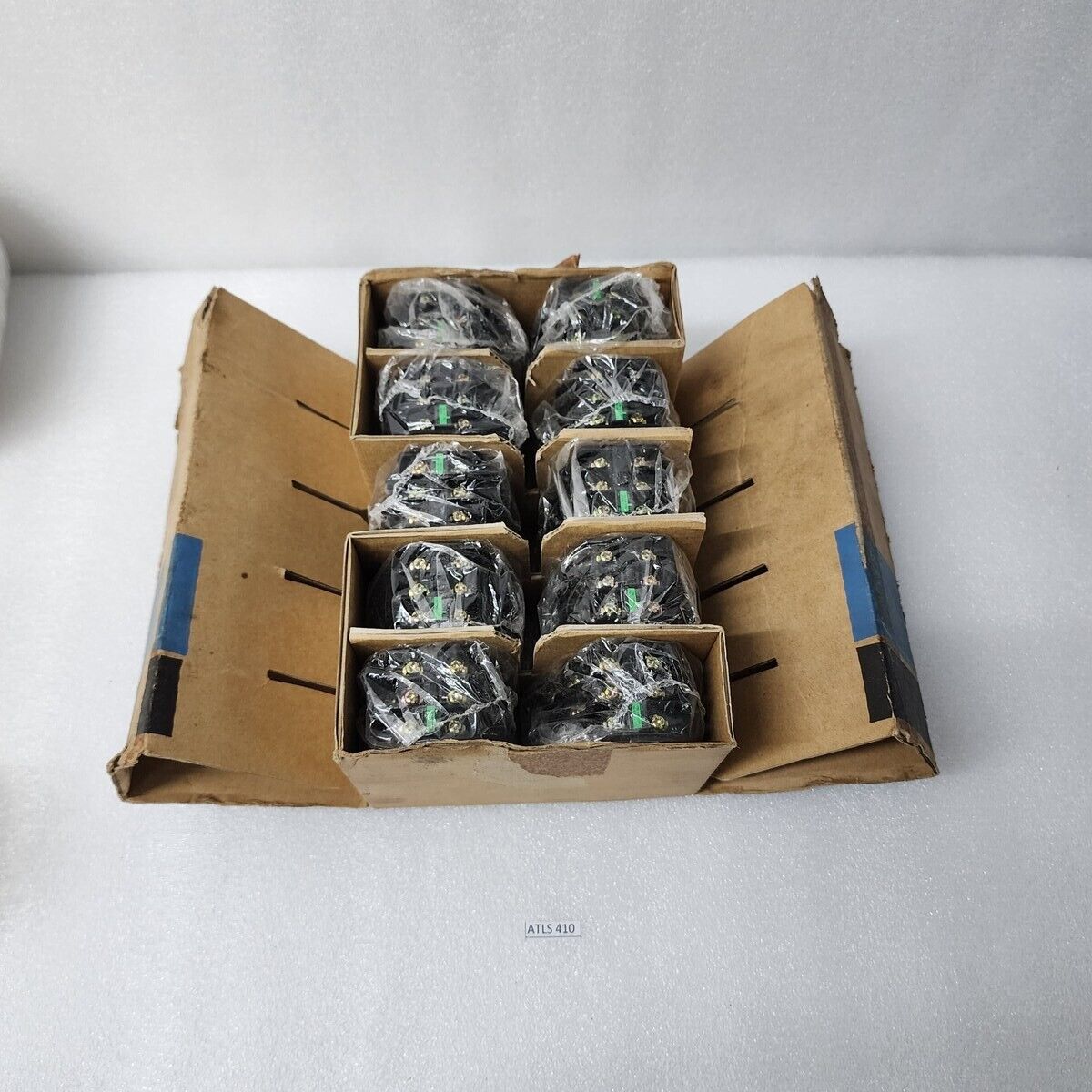 FUJI ELECTRIC SRC50-2U/X (4A2B) MAGNETIC CONTACTOR COIL VOLTAGE 100-110V