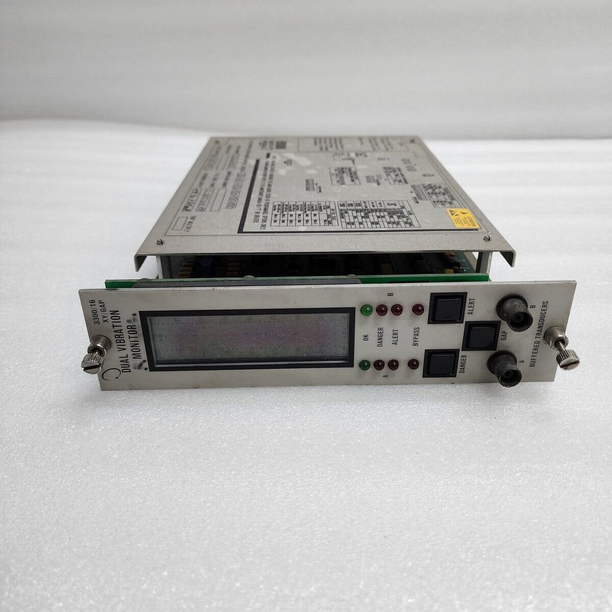 BENTLY NEVADA 3300/16-13-01-03-00-00-00 DUAL VIBRATION XY/GAP MONITOR  3300/16