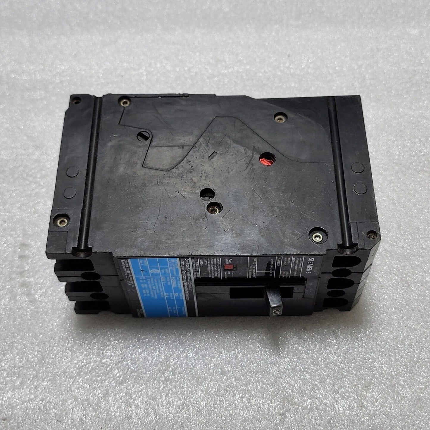 SIEMENS ED43B020 3-POLE CIRCUIT BREAKER 20A