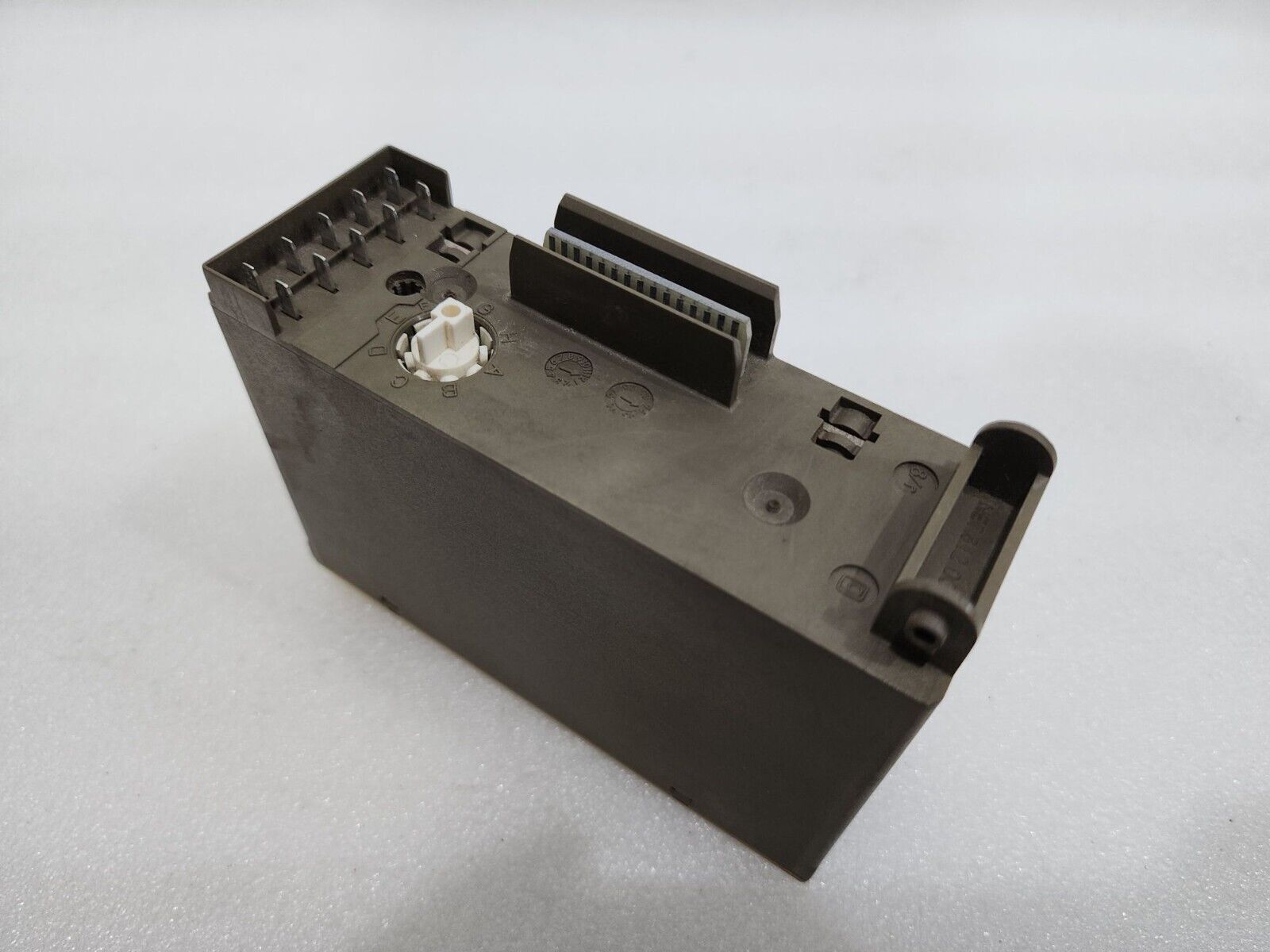 SIEMENS SIMATIC S5 6ES5 452-8MR11 DIGITAL OUTPUT MODULE LOT OF 2 UNITS