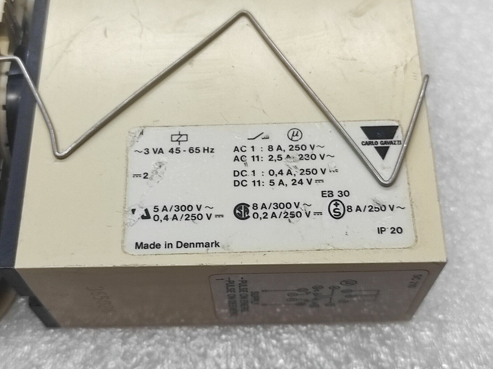 CARLO GAVAZZI SC 210 230 ONE SHOT TIMER 230V 0.5SEC