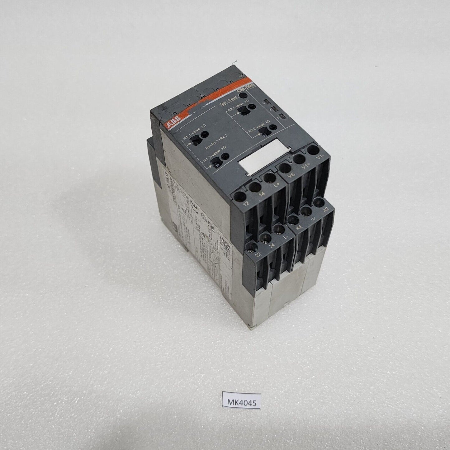 ABB CM-IWN.5S Multifunction Insulation Monitoring Relay 1SVR750660R0400