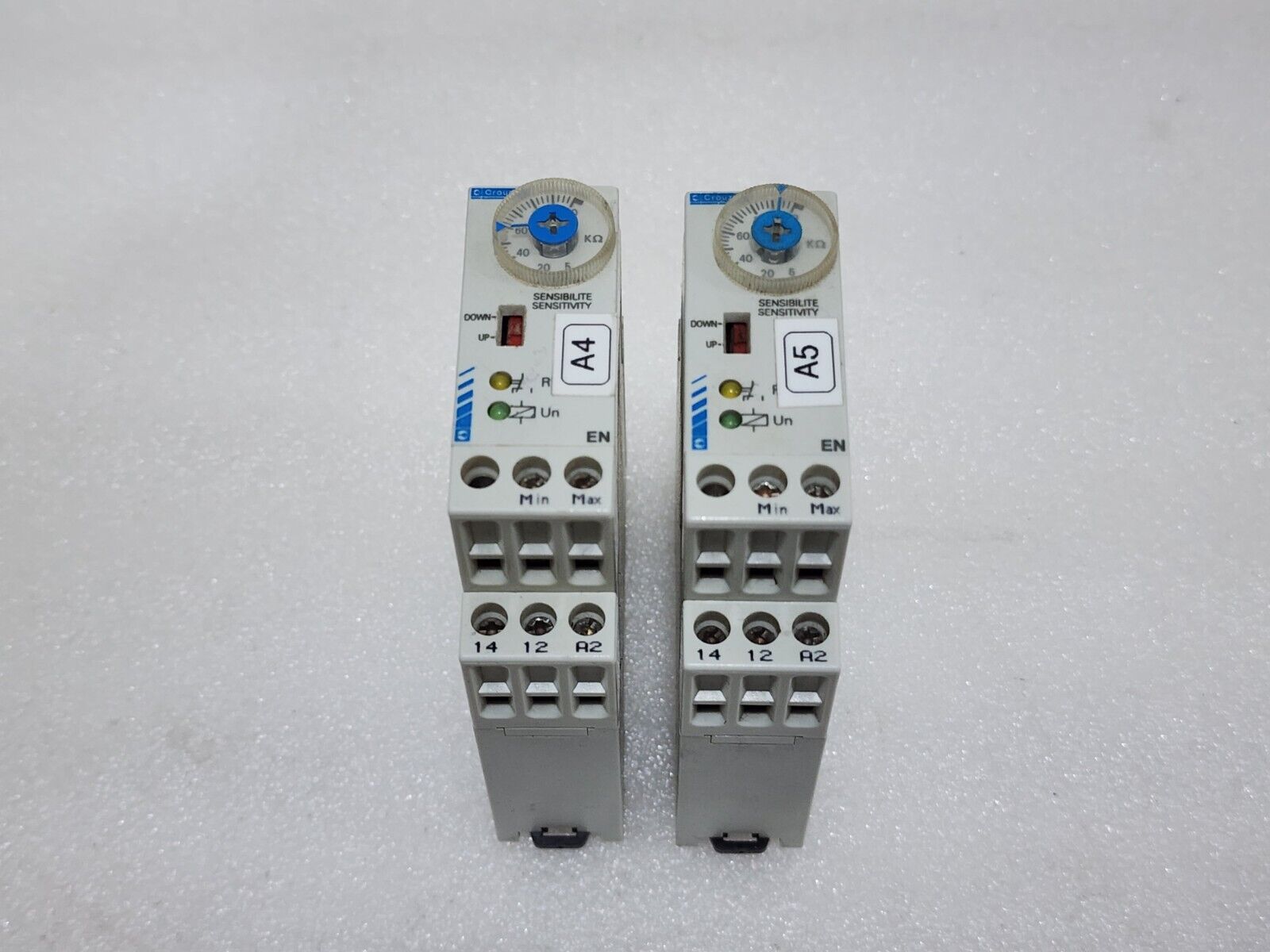 CROUZET 84870004 LIQUID LEVEL CONTROLLER 230VAC