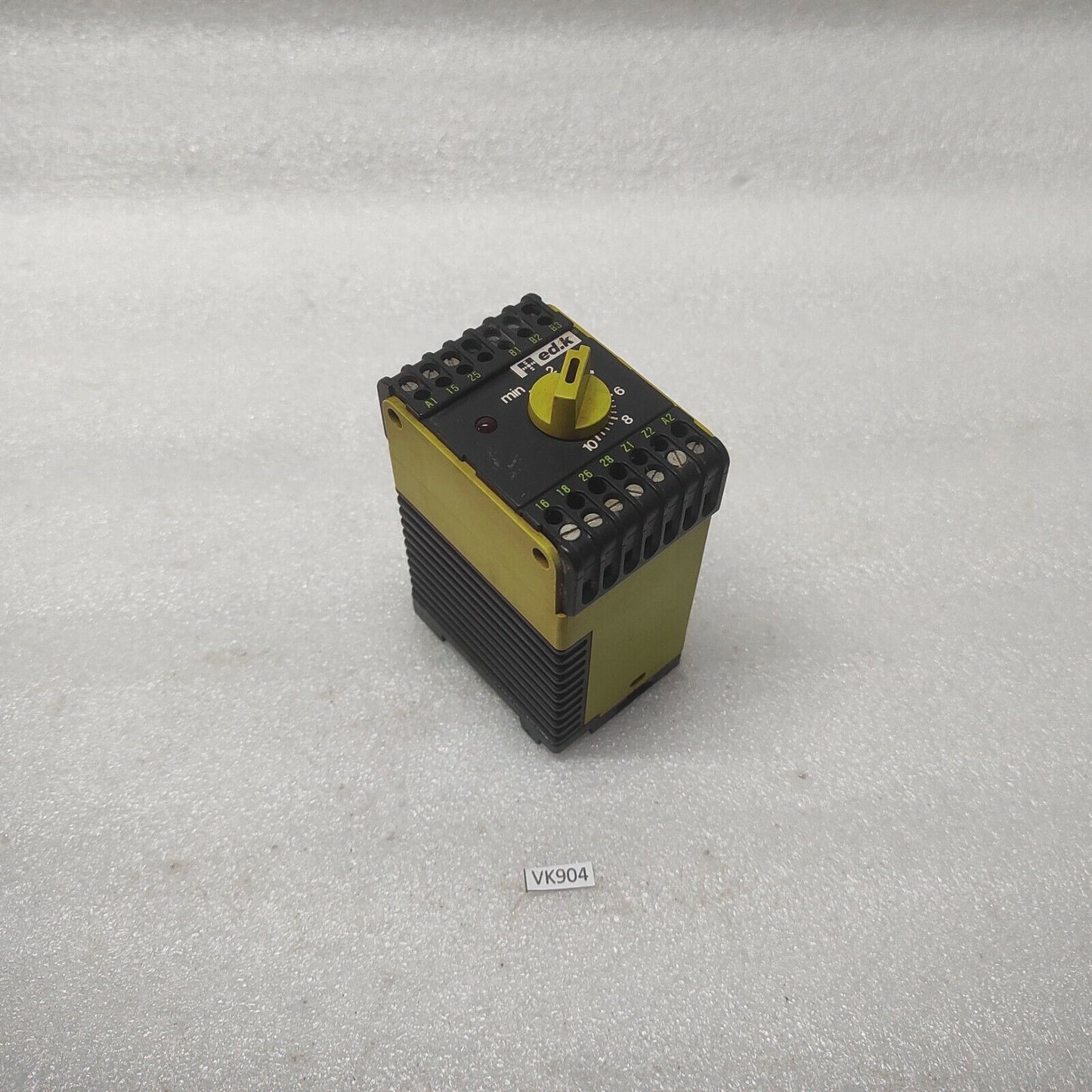 TELE EDK TIME RELAY 0-10MIN 220V