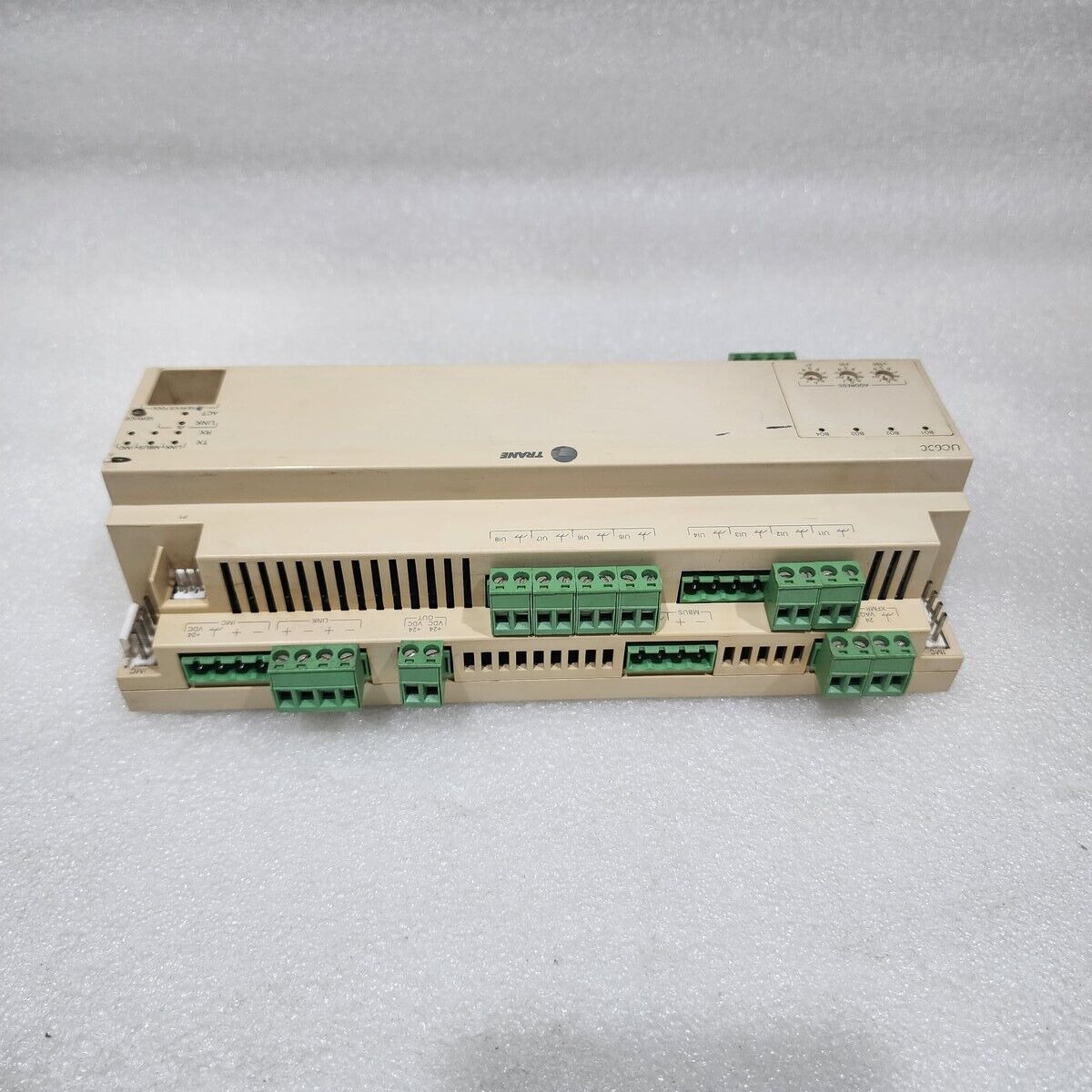 TRANE UC600 PROGRAMMABLE CONTROLLER X13651548-01 REV 102