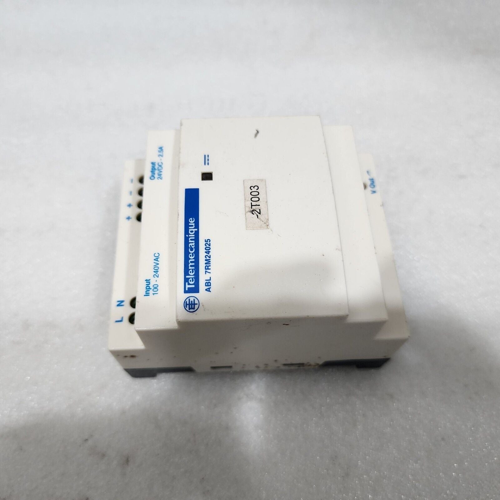 ABL 7RM24025 REGULATED SWITCH POWER SUPPLY 24VDC 2.5A TELEMECANIQUE