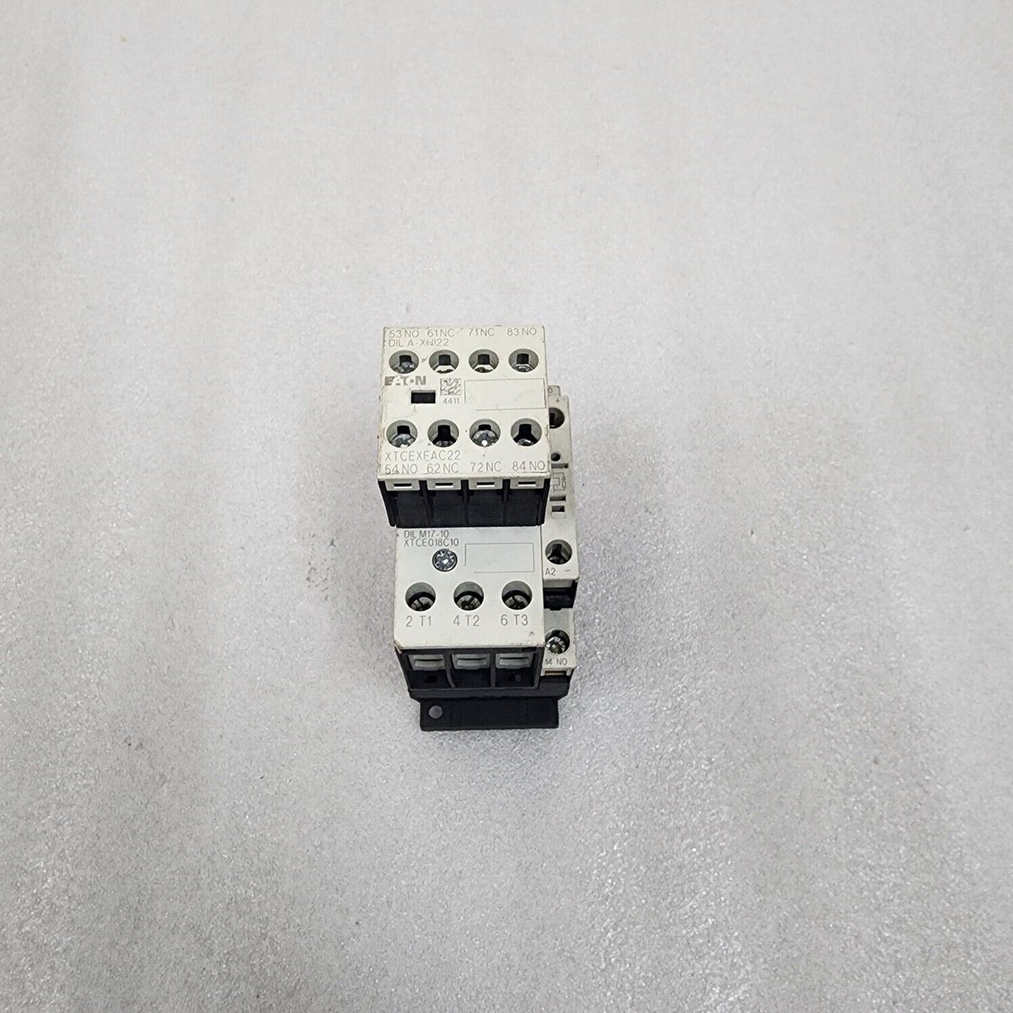 EATON DIL M17-10 3-POLE CONTACTOR XTCE018C10 24-27VDC XTCEXFAC22