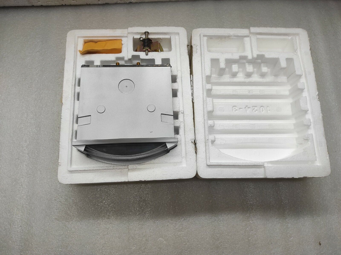 WESCHLER YE/180V/0.1VDC 180183HERLW0003 TEMPERATURE METER 0-600 DEGREES FAHRENHE