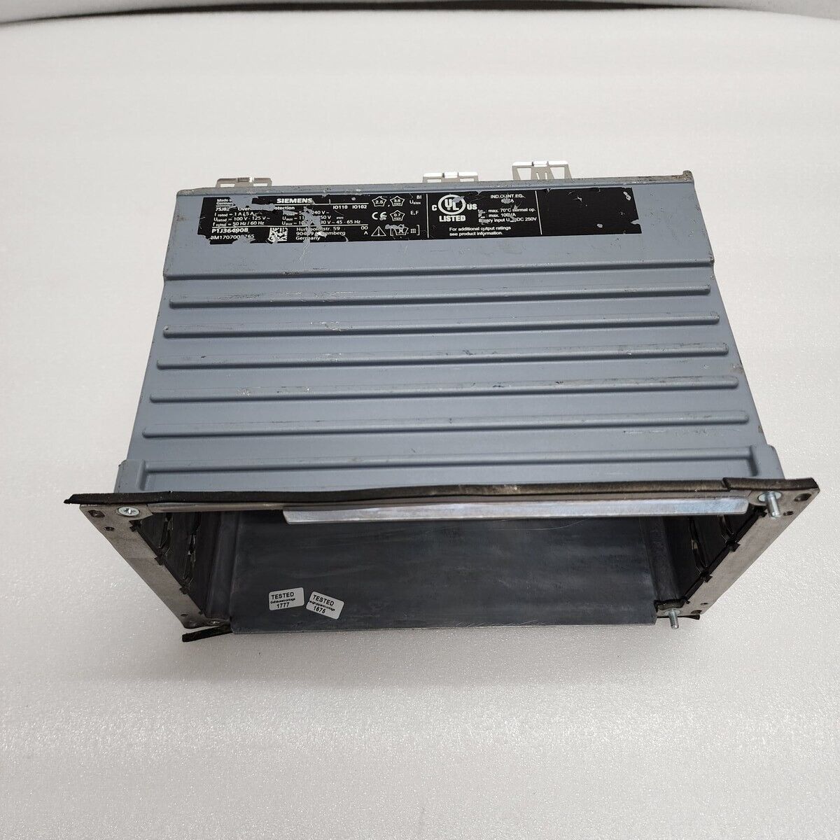 SIEMENS SIPROTEC 7SJ82 EMPTY BACK PANEL