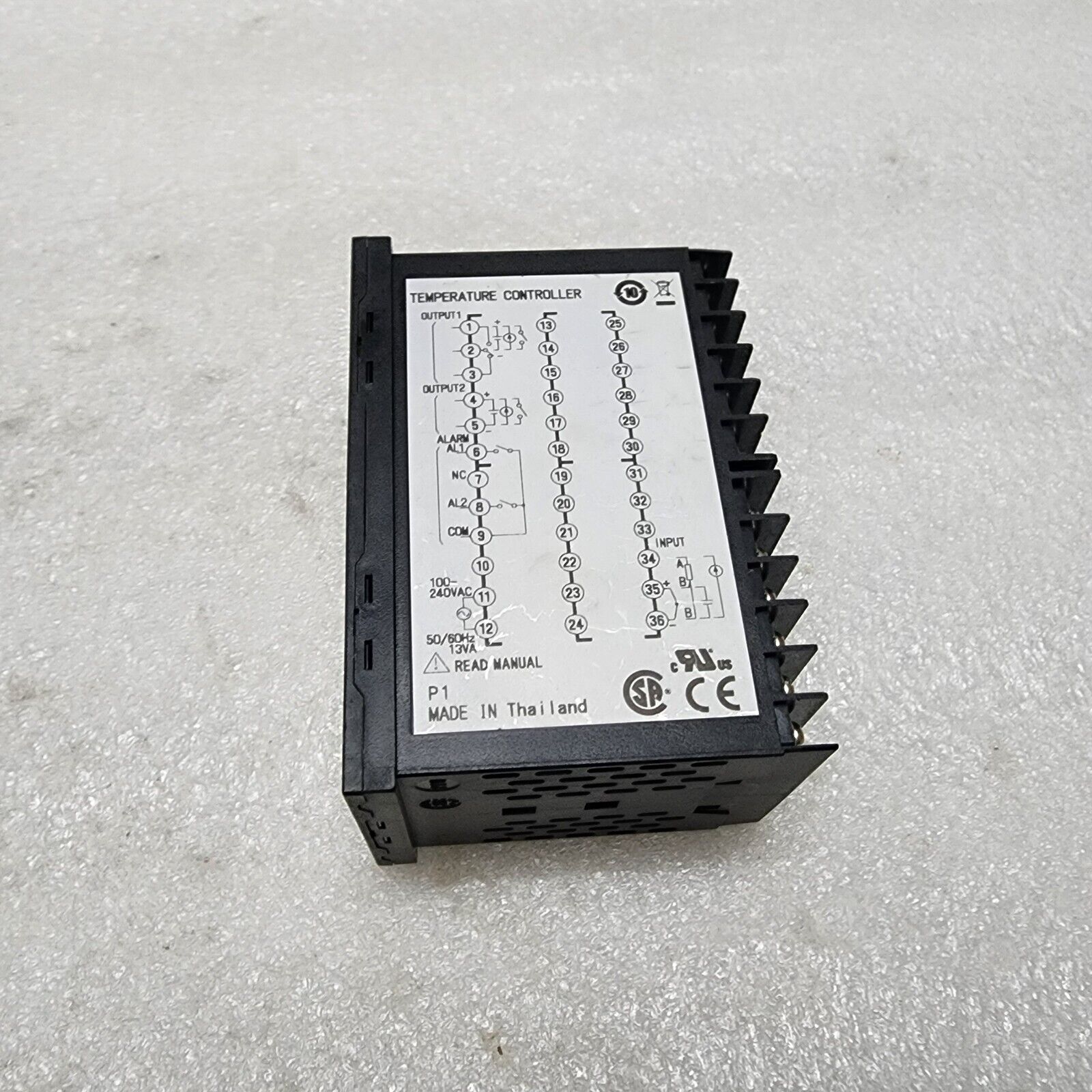 FUJI ELECTRIC PXF5AER2-FV100-P TEMPERATURE CONTROLLER 100-240VAC