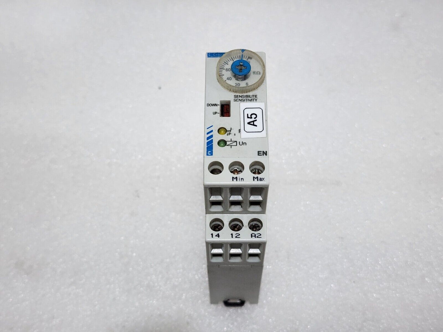 CROUZET 84870004 LIQUID LEVEL CONTROLLER 230VAC