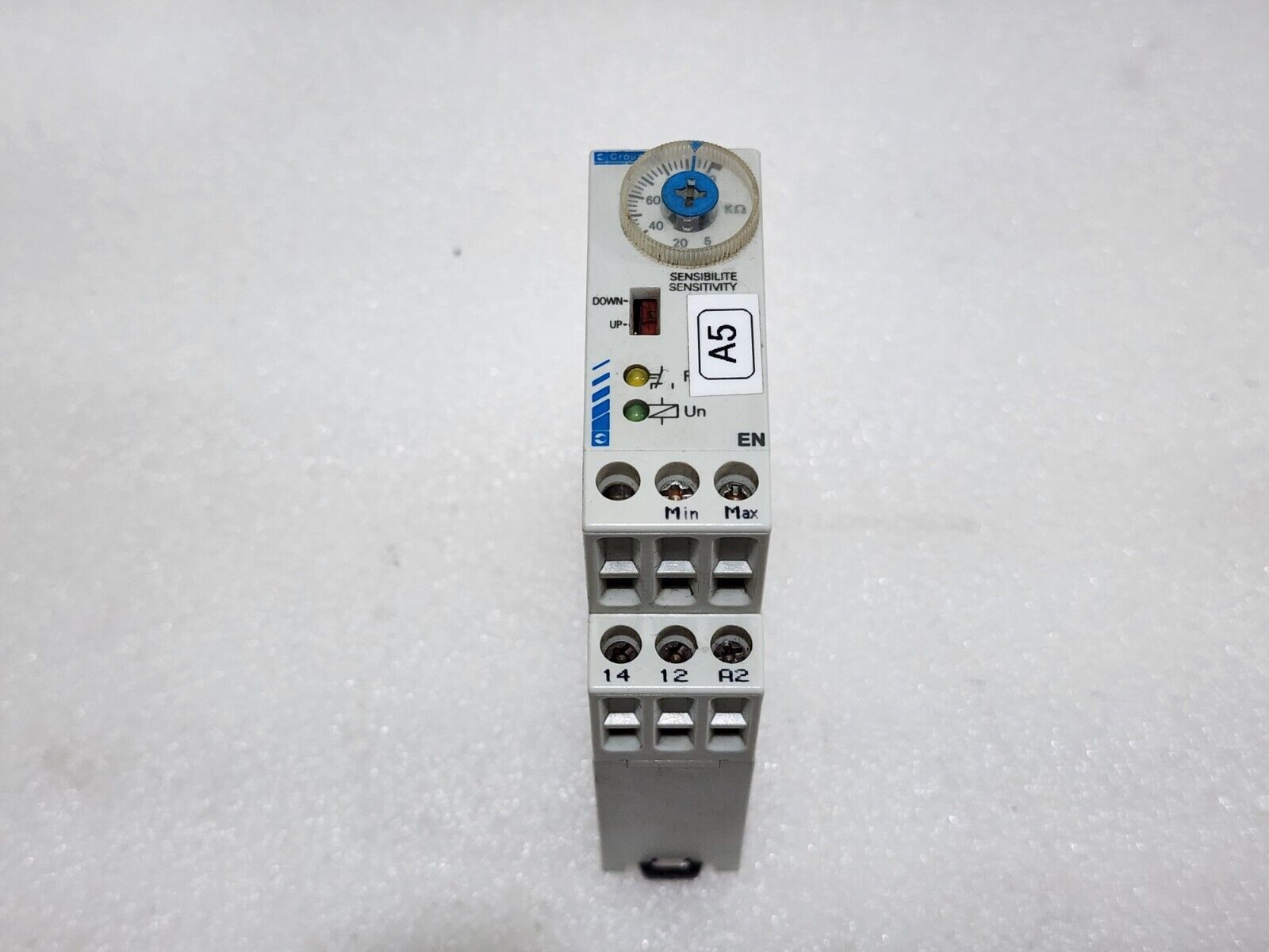 CROUZET 84870004 LIQUID LEVEL CONTROLLER 230VAC