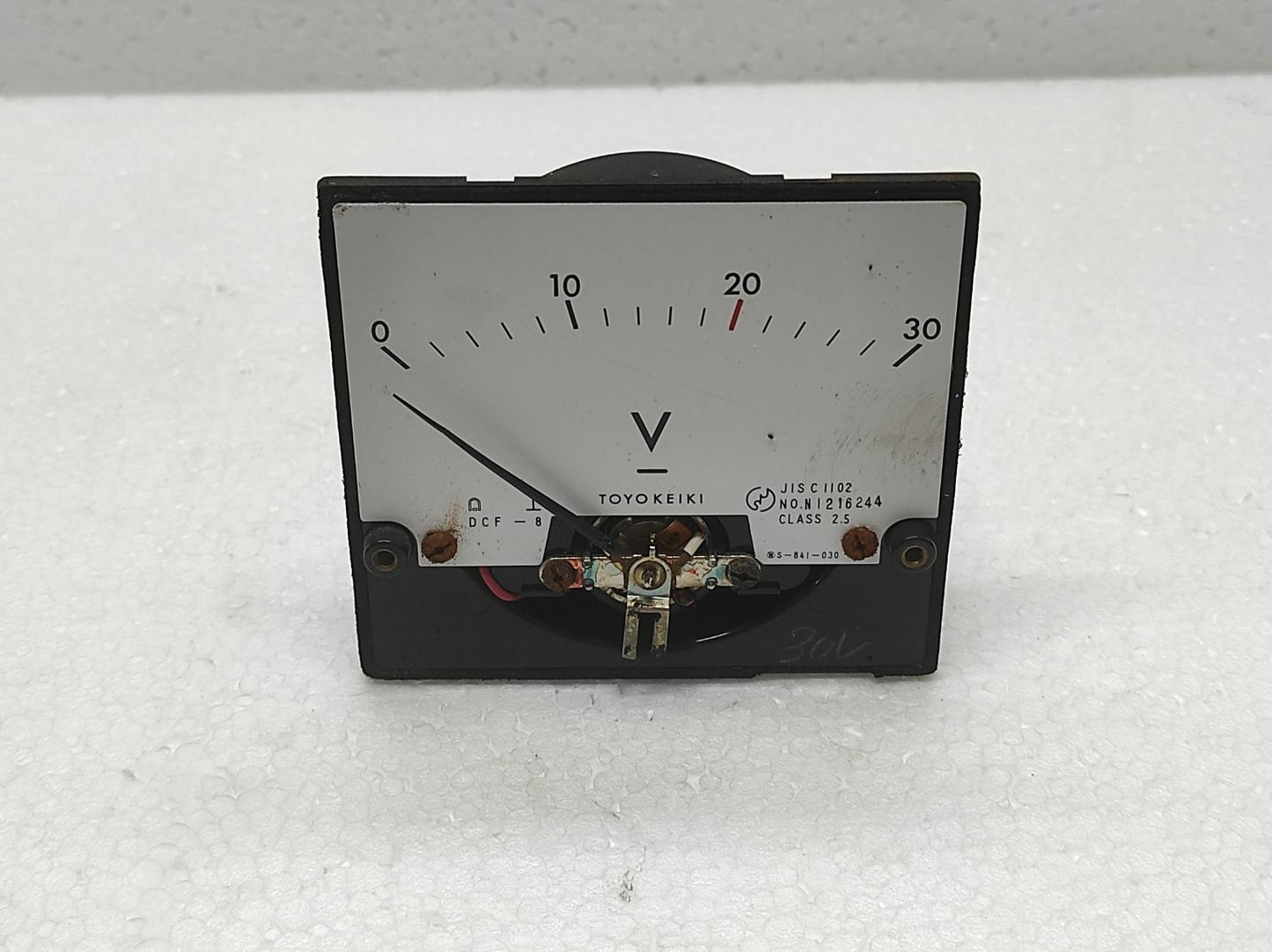 TOYO KEIKI DCF-8 VOLTMETER 0-30V