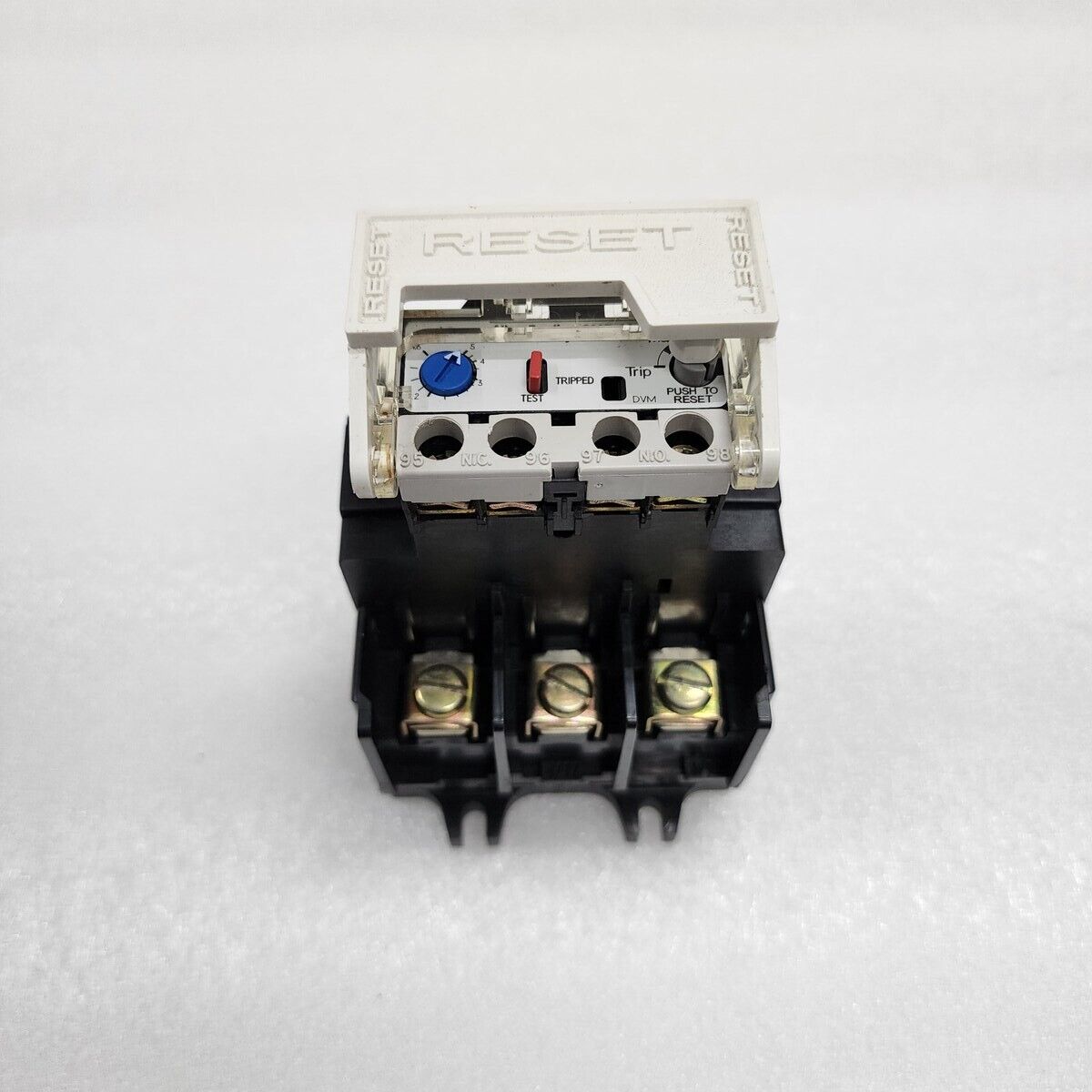 ALLEN BRADLEY CAT 592-A2EA SER A OVERLOAD RELAY 1.6-5.0 A