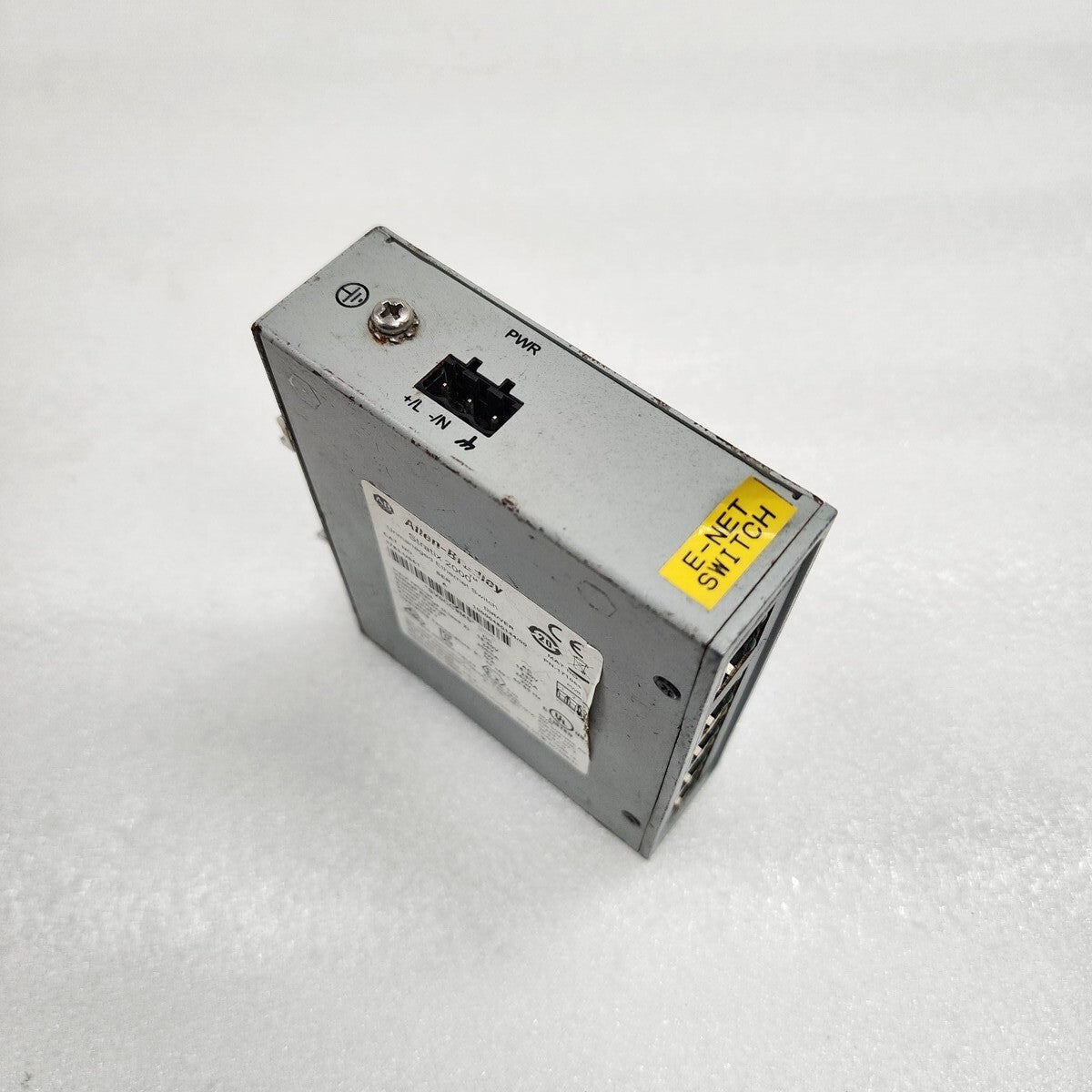 ALLEN BRADLEY CAT 1783-US5T ETHERNET SWITCH SER A 171066