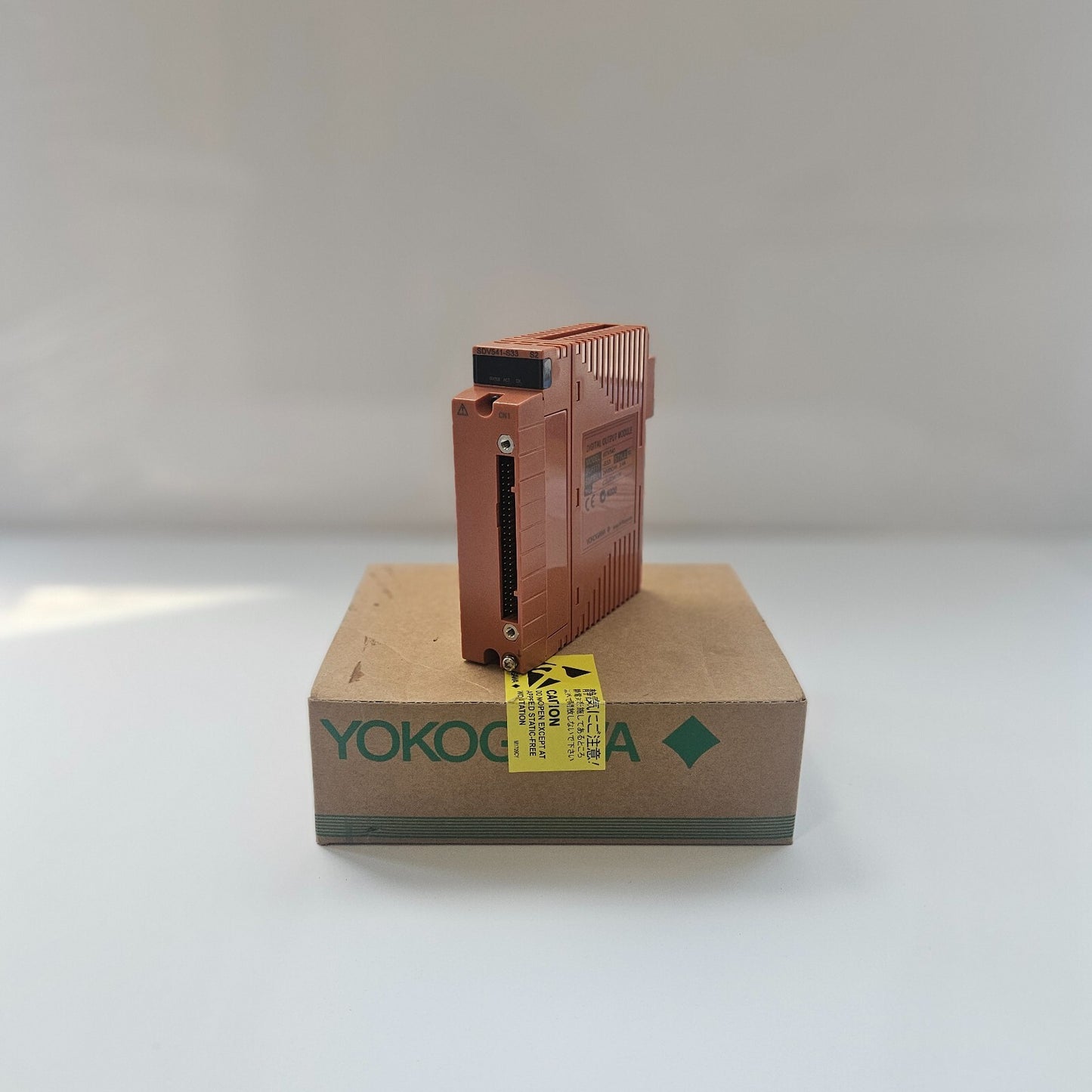 YOKOGAWA SDV541-S33 S2 DIGITAL OUTPUT MODULE